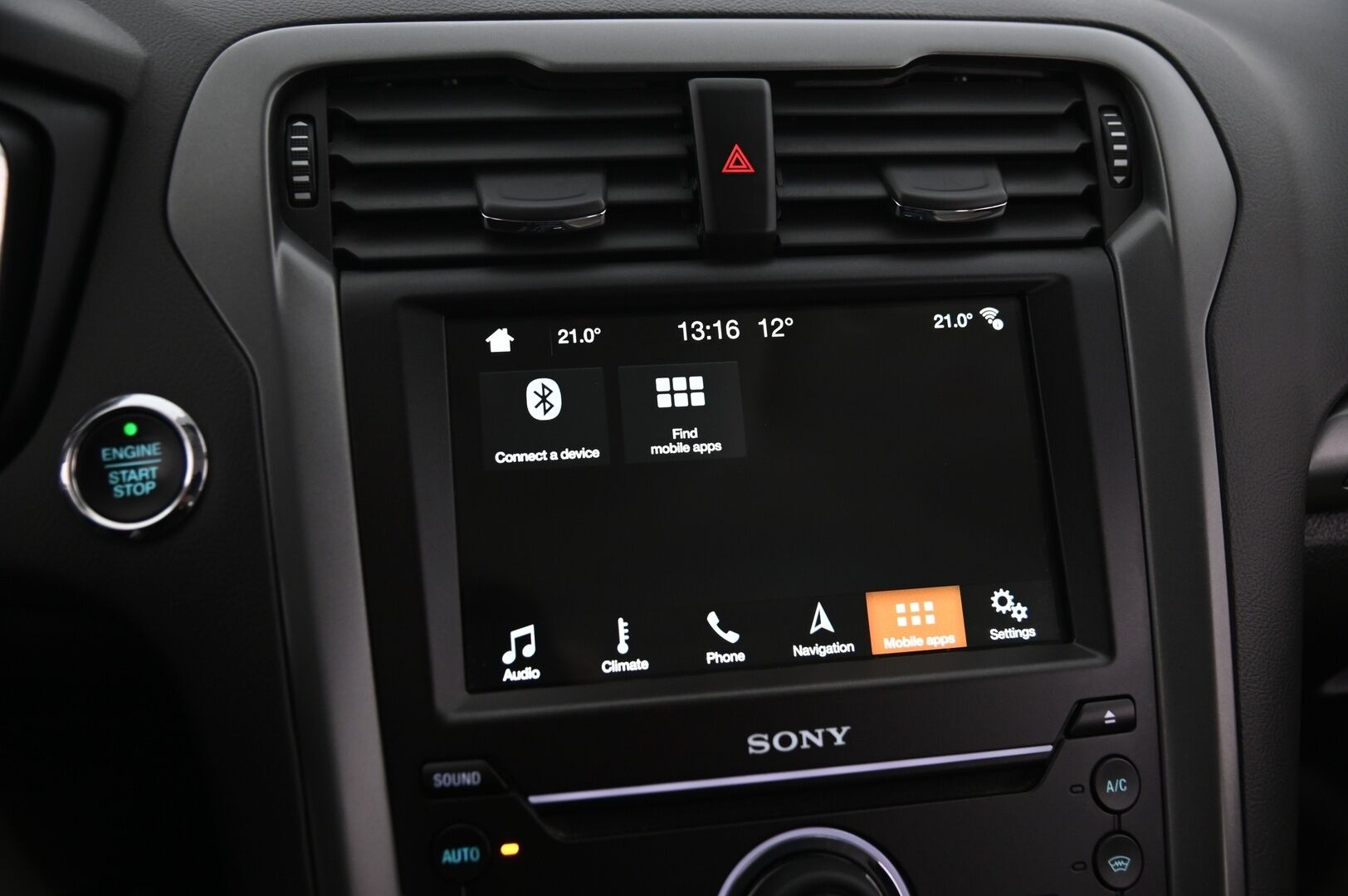 Ford Mondeo 2018 2,0 TDCi 150hv PowerShift Titanium 5D*Vaalea nahkasisuta / Kuskin penkki muistilla / ilmastoidut etuistuimet / Navi* - *Ilmastoidut penkit / Suomi-auto / Juuri tullut / Siisti* - HULLUT JOULUT KORKOTARJOUS 2,49% 