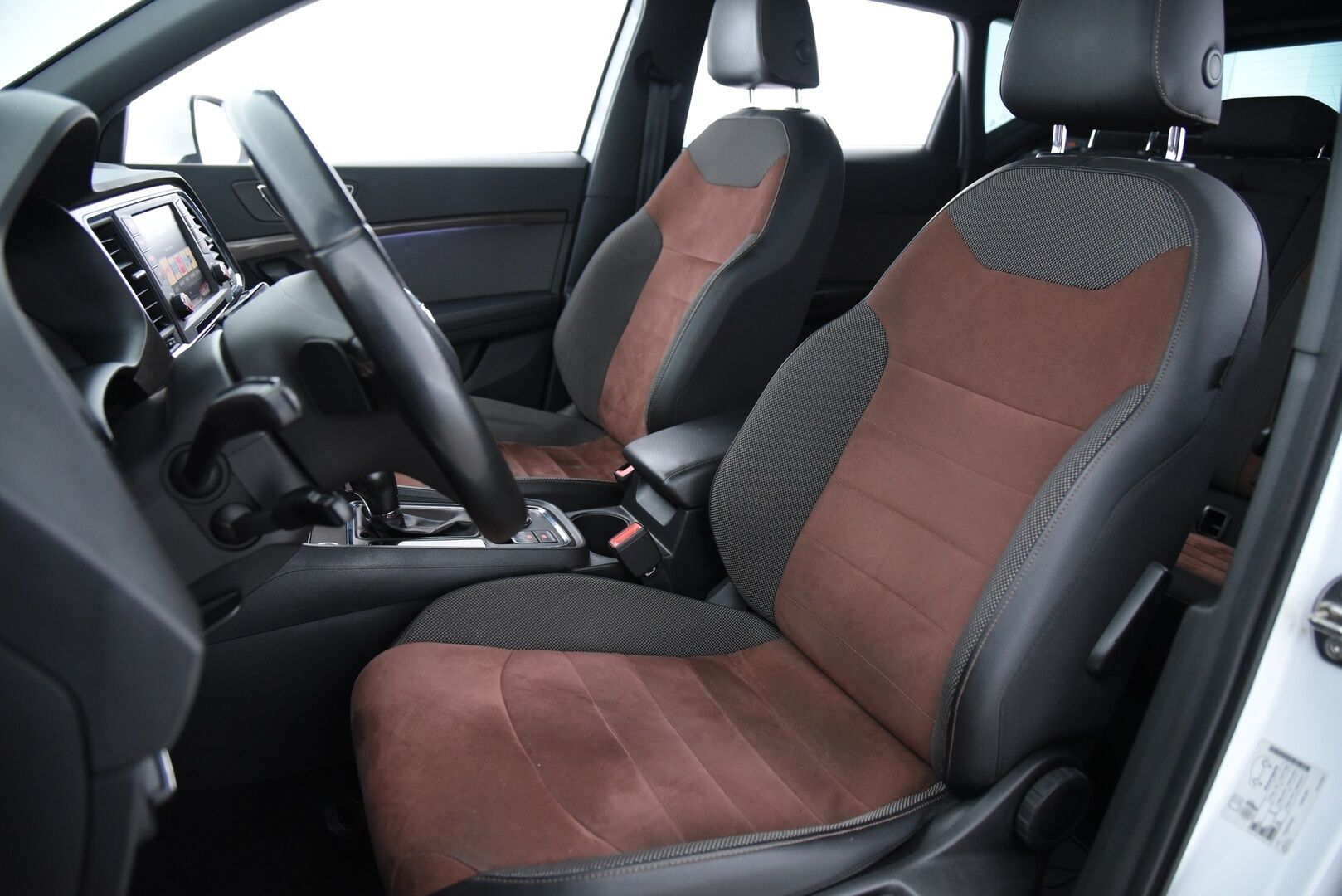 Seat Ateca 2018 2,0 TSI 190 4DRIVE Xcellence DSG / 2-om. Suomi-auto / Adapt. Vak. / Webasto / Koukku / Nahka-alcantara / - Suomi.Auto / PA-Lämmitin / Keyless / 360-Kamera / LED-Ajovalot