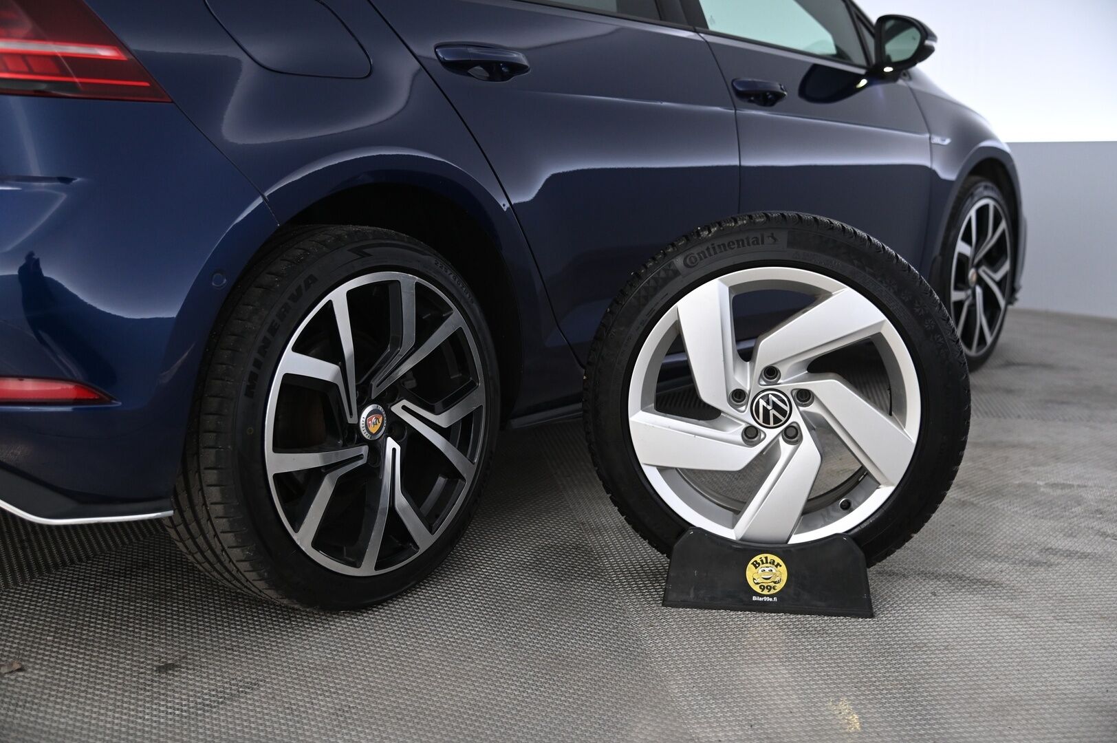 Volkswagen Golf 2018 GTE Plug-In Hybrid 150 kW (204 hv) DSG *Webasto / Acc / Digimittaristo / P.kamera / Koukku / Navi* - Paremmat penkit! / Todella näyttävä yksilö* - Osta nyt, maksa vasta ensi vuonna