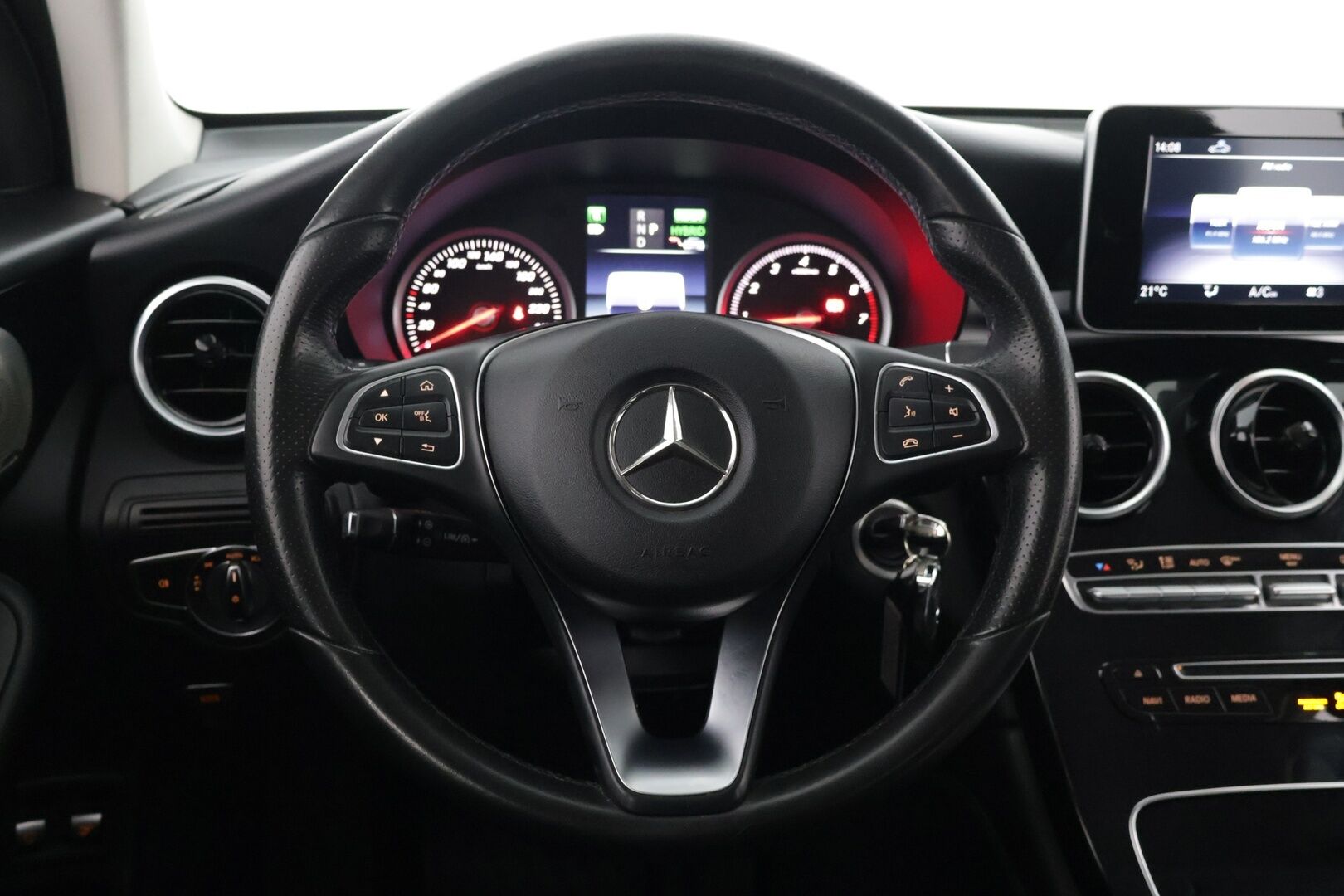 Mercedes-Benz GLC 2018 350 e 4Matic A Premium Business AMG *MYYDÄÄN HUUTOKAUPAT.COM* - Myydään huutokaupat.comissa / Koukku / Sähkökontti / IHC+