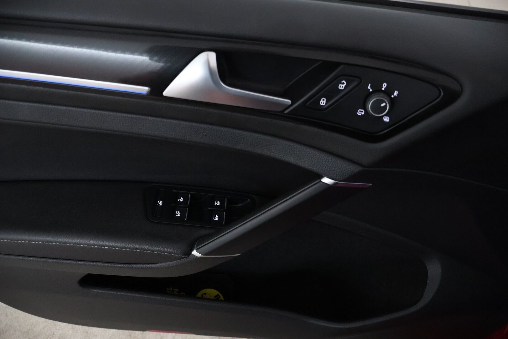 Volkswagen Golf 2018 R 2,0 TSI 228 kW (310 hv) 4MOTION DSG-aut - ACC | Dynaudio | Keyless | BLIS | P. Kamera | Lohko + sisä | Digimittaristo