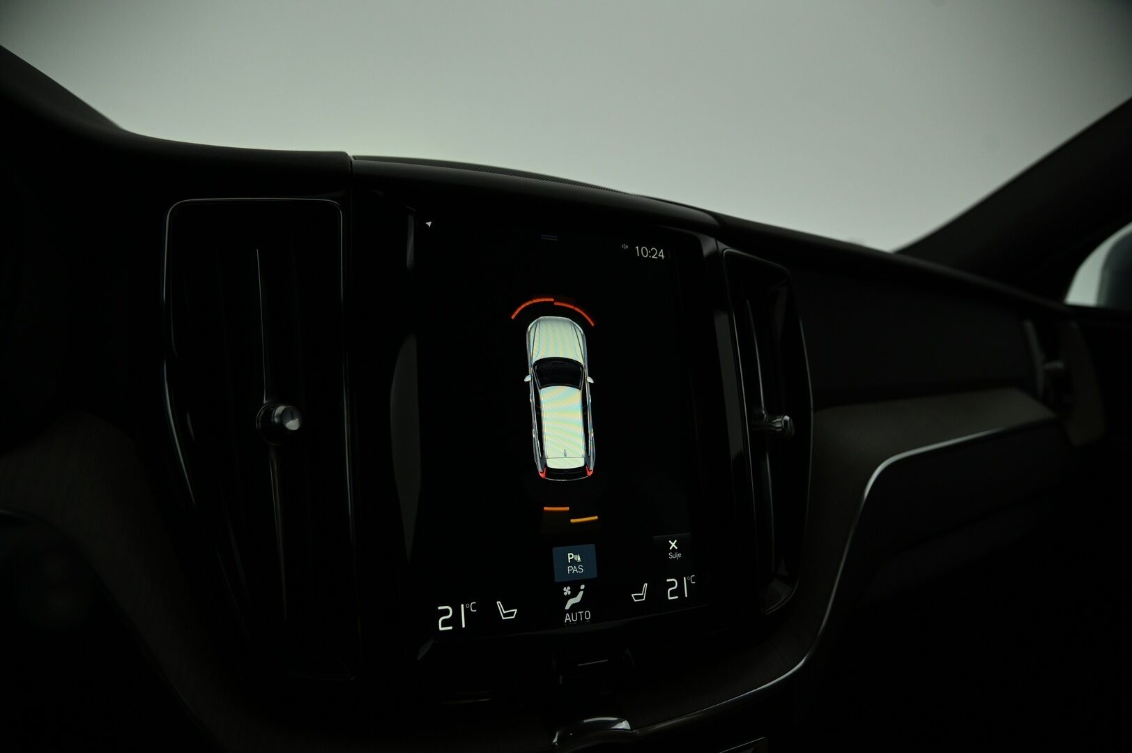 Volvo XC60 2018 T8 AWD Inscription aut *VOC / ACC / Pilot assist / Panorama / Ilma-alusta / Nahat* - Upea taivaansininen väri / Tasainen kyyti ilma-alustalla!