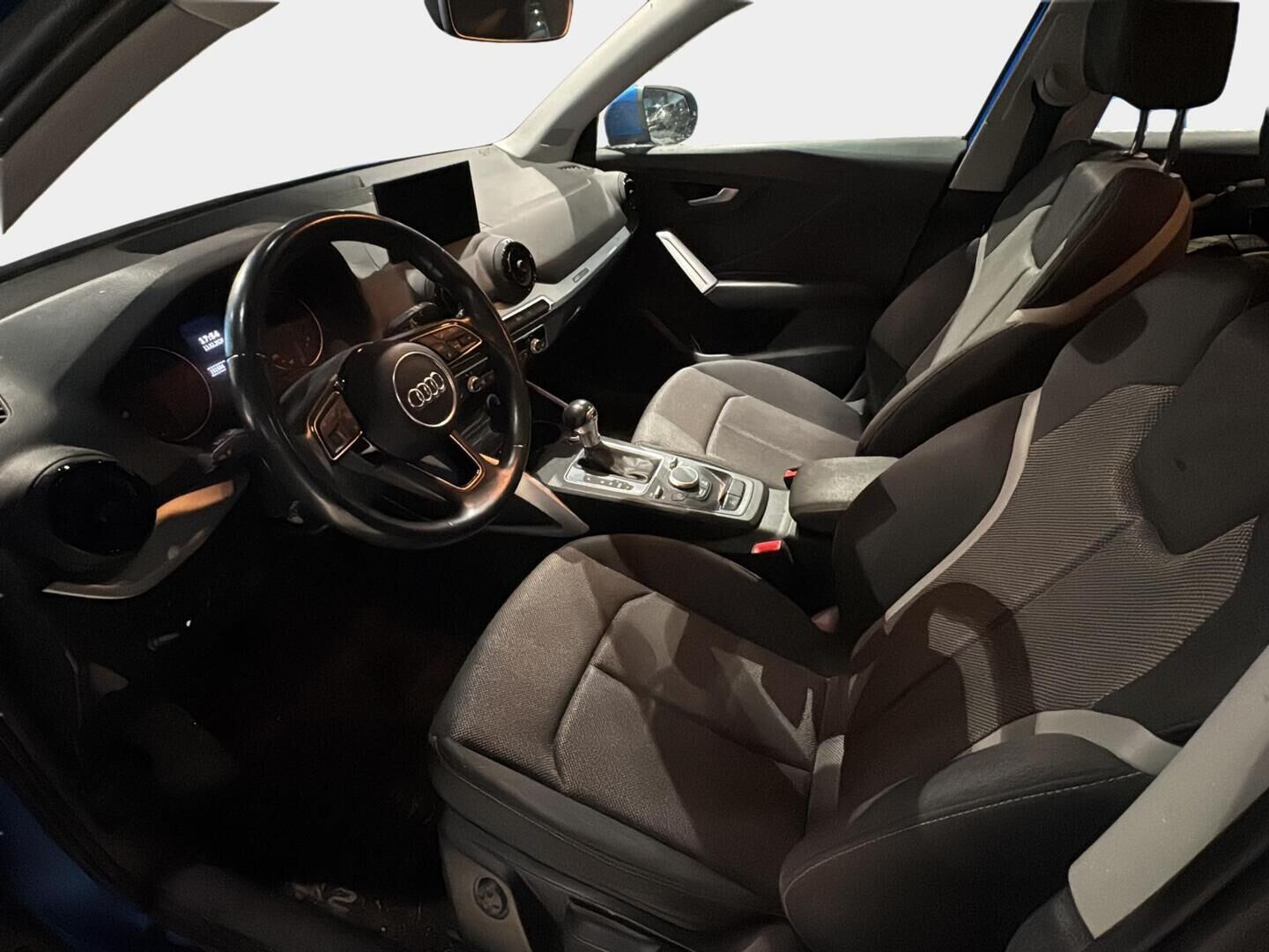 Audi Q2 2018 Business Sport Plus Edition 1,0 TFSI 85 kW S tronic ultra * Vakkari / Lohko / 2 renkaat* - Juuri huolettu / Kahdet renkaat / Hihna vaihdettu 10/24