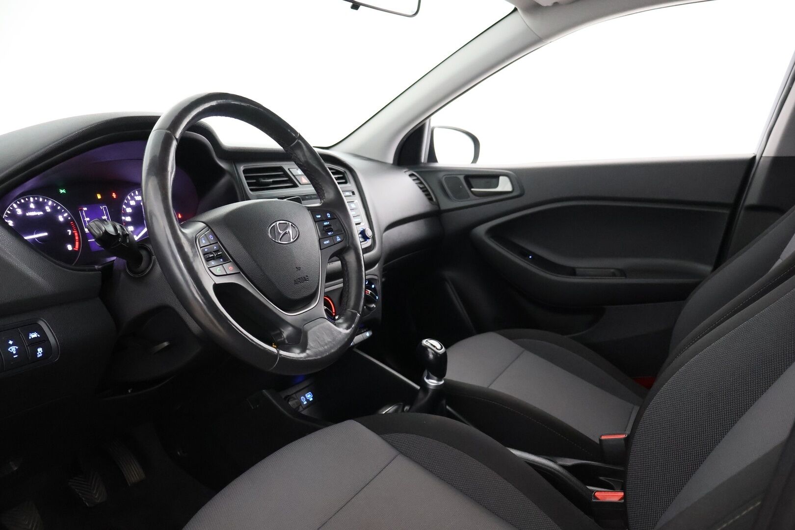 Hyundai i20 5d 2018 1,2 5MT ISG 84 hv Comfort Limited - Tulossa myyntiin, kysy lisätiedot myyjältä! 