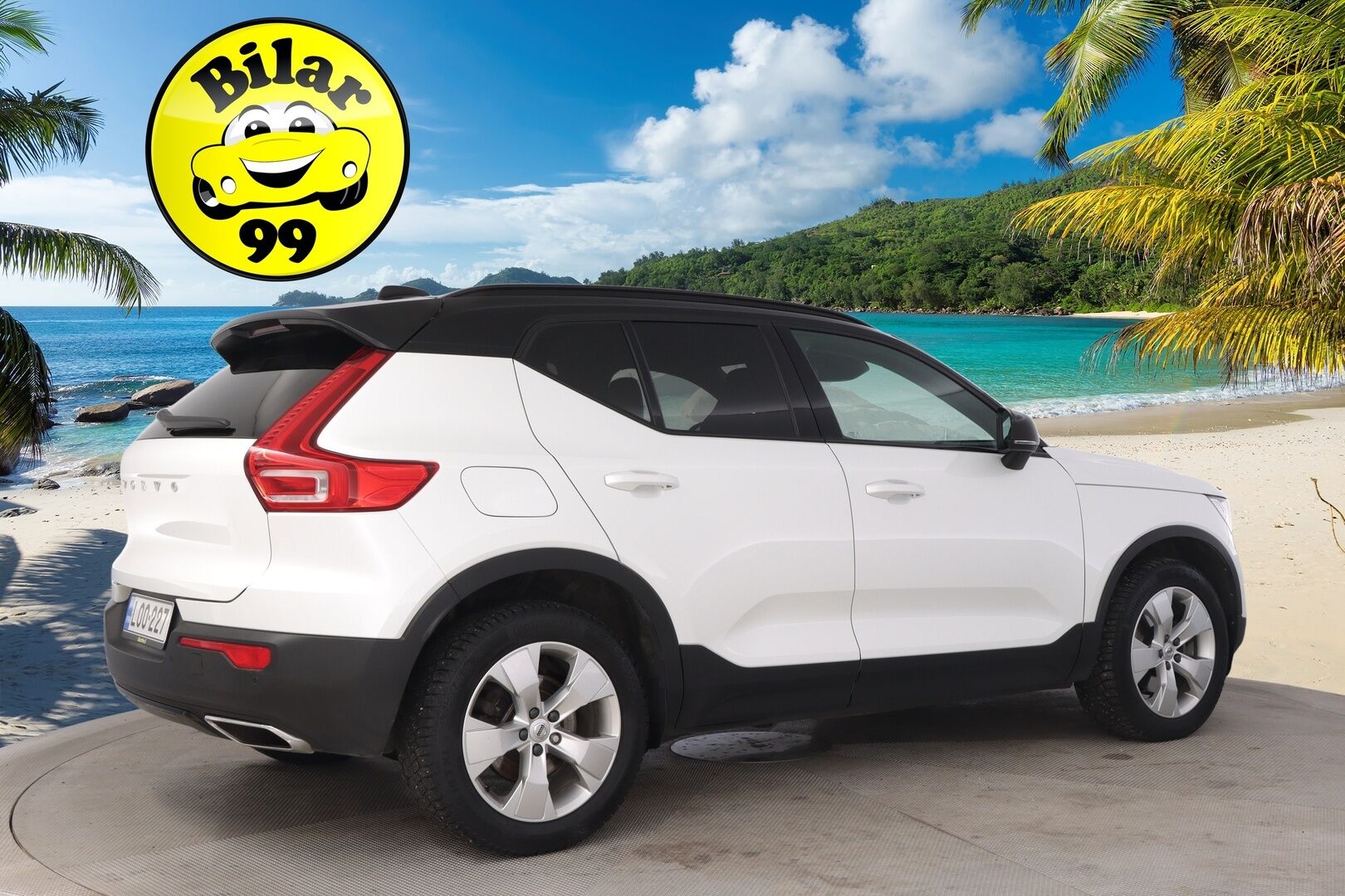 Volvo XC40 2018 D4 AWD R-Design aut *Webasto / ACC / Pilot Assist / Ratinlämmitin / Audio high performance / VOC* - *2x renkaat ja vanteet / Juuri saapunut&hyvin huollettu / 2x renkaat&vanteet* - HULLUT AVAJAISHULINAT KORKOTARJOUS 3,29 %