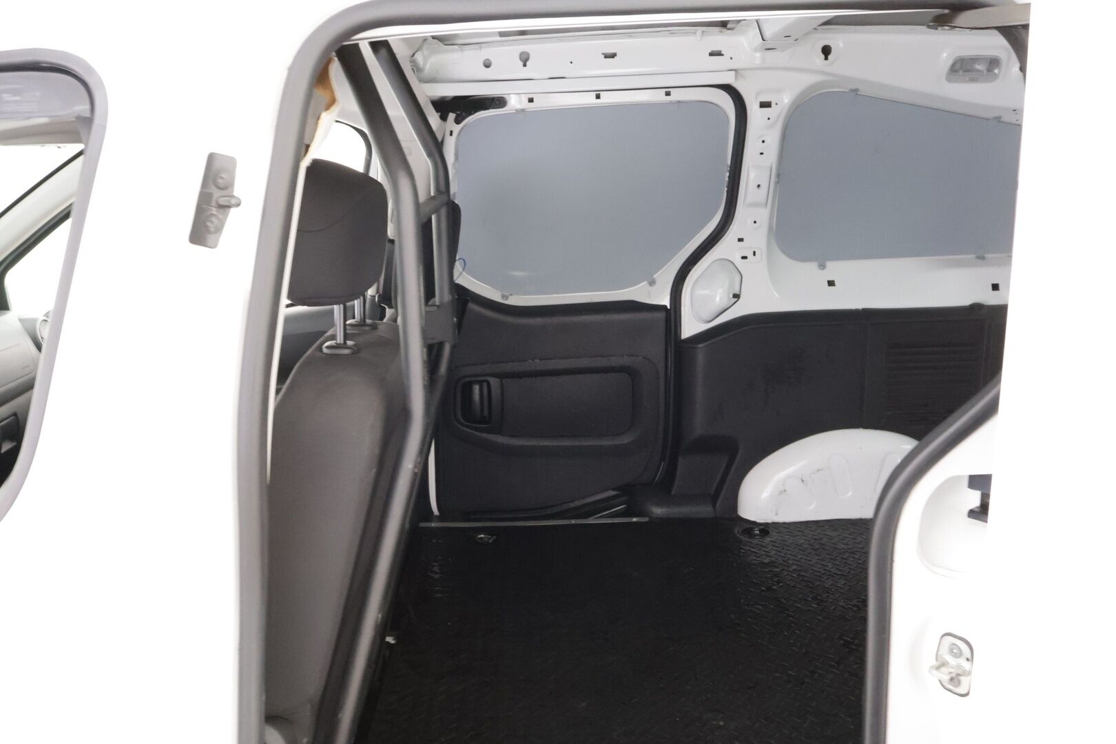 Peugeot Partner 2018 Van L1 BlueHDi 100 FAP ETG6 - YritysOutlet - Myydään vain yrityksille - - YritysOutlet - Myydään vain yrityksille