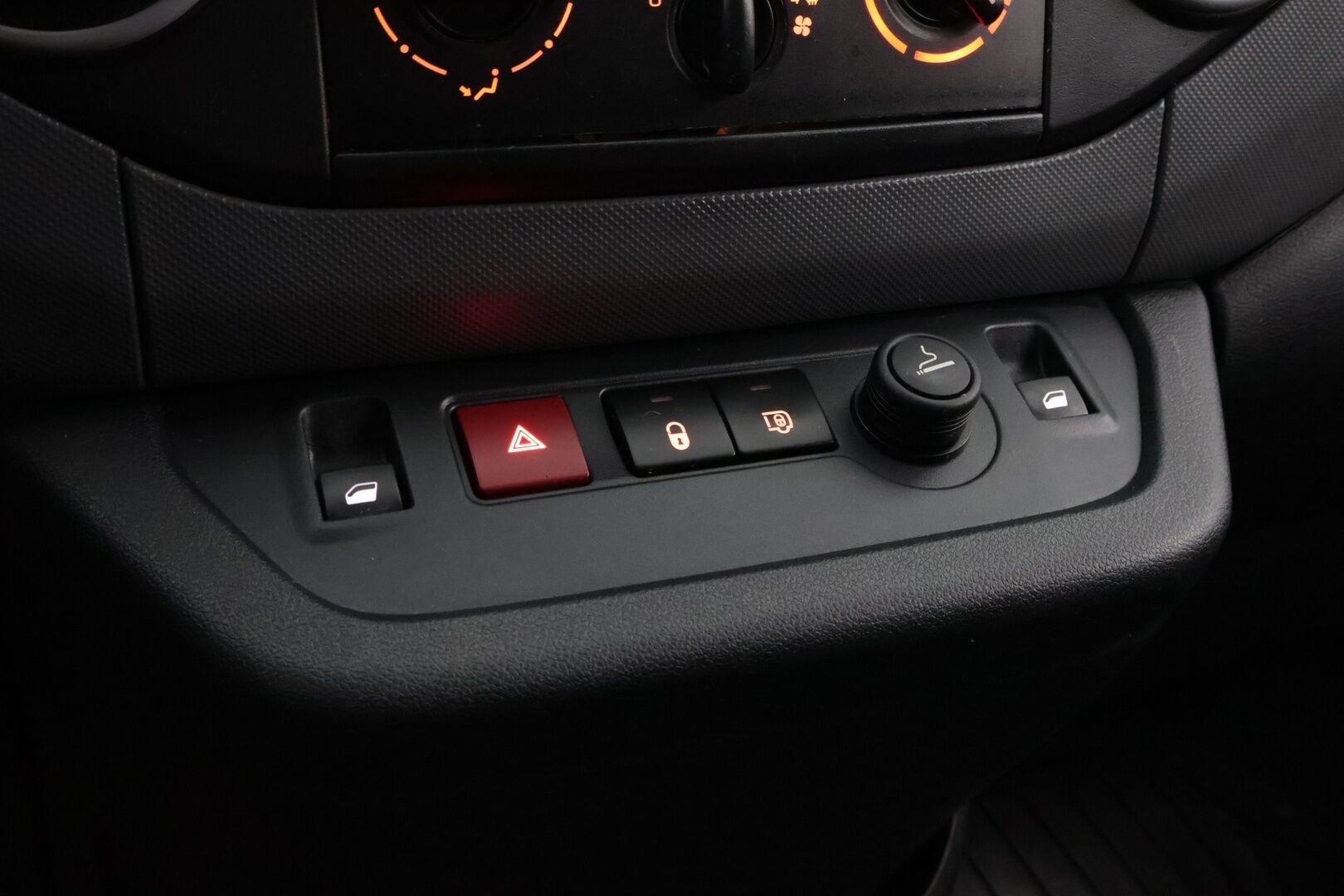 Peugeot Partner 2018 Van L1 BlueHDi 100 FAP ETG6 - YritysOutlet - Myydään vain yrityksille - - YritysOutlet - Myydään vain yrityksille