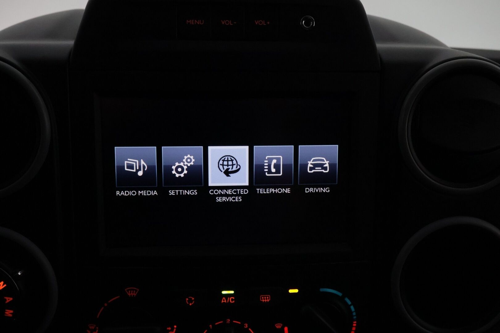 Peugeot Partner 2018 Van L1 BlueHDi 100 FAP ETG6 - YritysOutlet - Myydään vain yrityksille - - YritysOutlet - Myydään vain yrityksille