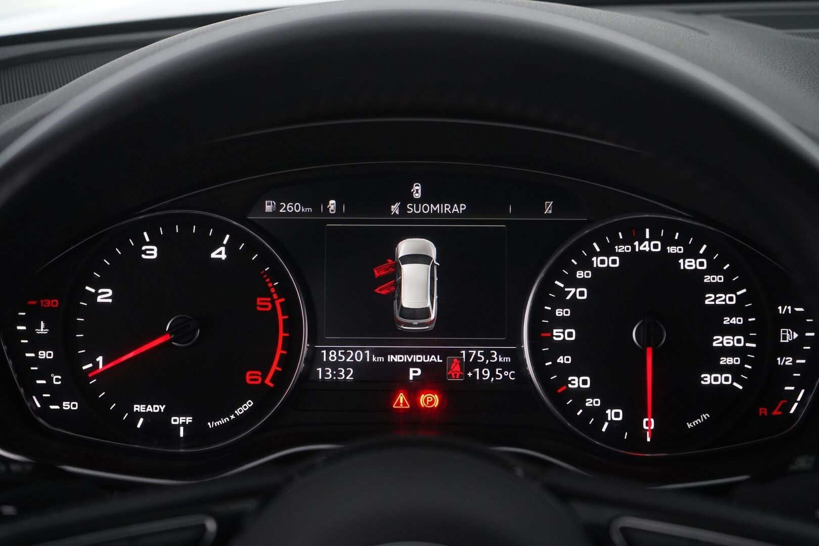 Audi A4 2018 Avant Business Sport Comfort S line Edition 2,0 TDI 140 kW quattro S tronic * Webasto / Taittuva koukku / Tutkat / Matrix Led * - Suomi-auto / Kahdet OEM vanteet / Jakopää remontti 160tkm - HULLUT JOULUT KORKOTARJOUS 2,49% 