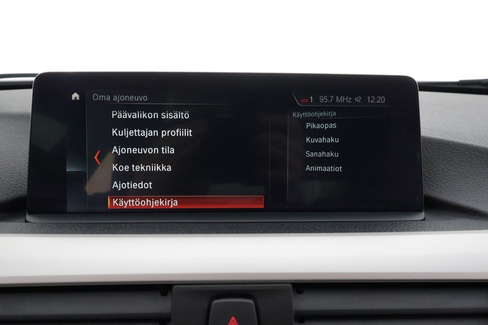 BMW 320 2018 F30 Sedan 320i A xDrive Business Exclusive * HiFi / LED / P.tutka / Sisätilanlämmitin / Sportnahat / Koukku / Navi * - Suomi-auto / Kahdet renkaat / Merkkihuollettu! - HULLU BLACKWEEK KORKOTARJOUS 2,49%