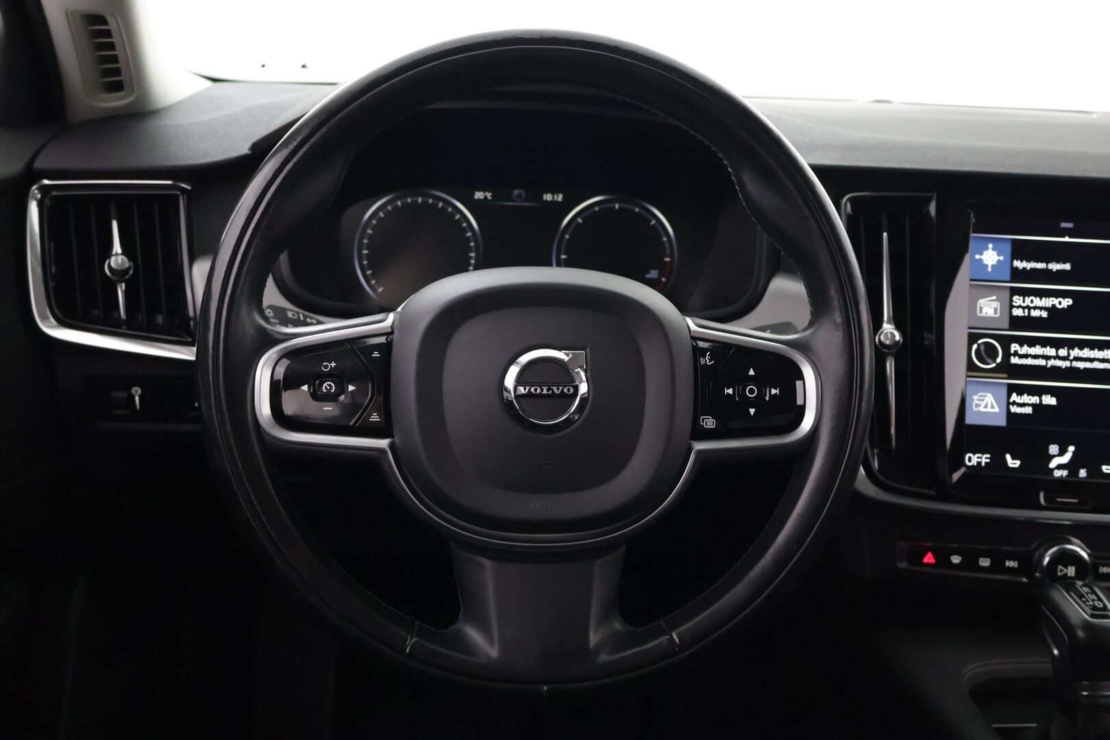 Volvo S90 2018 D3 Business aut -  Webasto | Vetokoukku | Acc | Lane assist | Uudet jarrulevyt & palat sekä perushuolto suoritettu juuri!