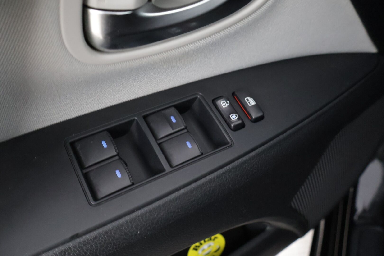 Toyota Avensis 2018 1,8 Valvematic Active Edition Touring Sports Multidrive S - Koukku / Vakionopeudensäädin / P-kamera / Bluetooth