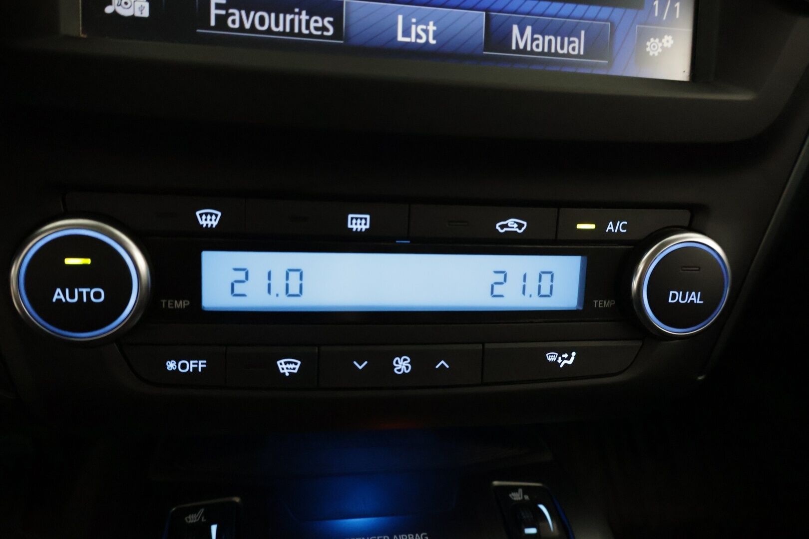 Toyota Avensis 2018 1,8 Valvematic Active Edition Touring Sports Multidrive S - Koukku / Vakionopeudensäädin / P-kamera / Bluetooth