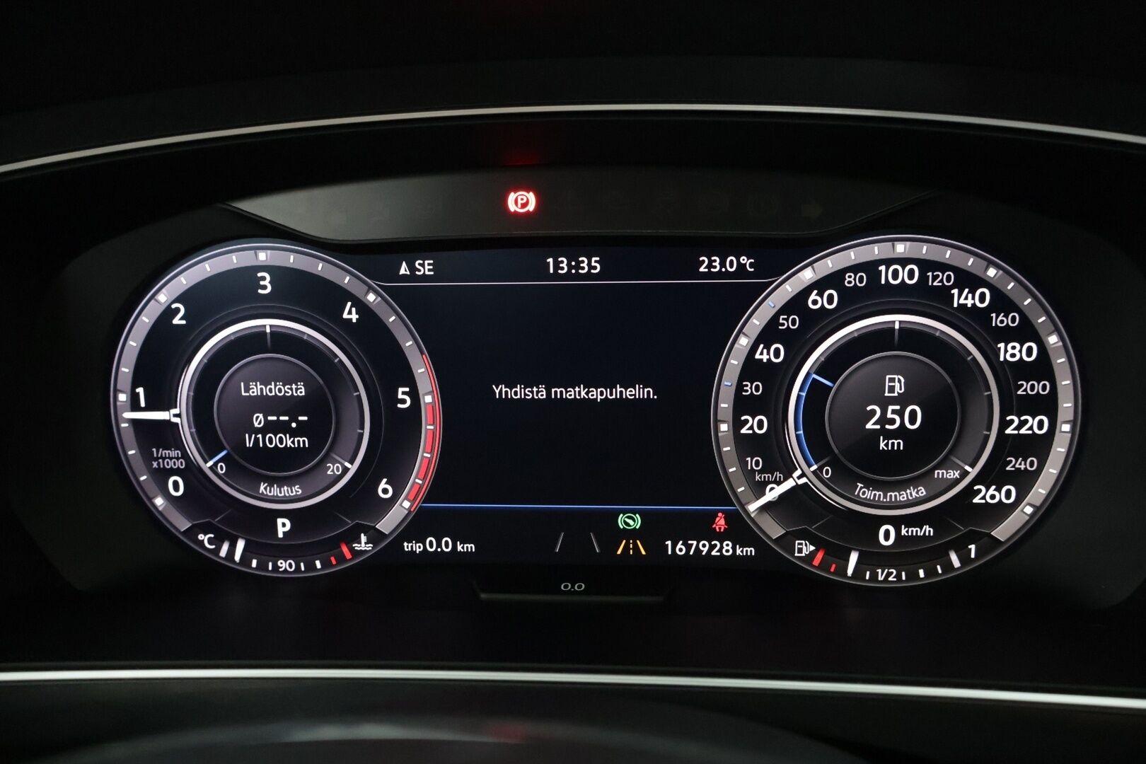 Volkswagen Tiguan 2018 Comfortline 2,0 TDI SCR 110 kW (150 hv) DSG-automaatti *Webasto / ACC / Koukku / Digimittari / LED* - Juuri huollettu / Jakopää 3/2024 / 2x hyvät renkaat / Suomi-auto