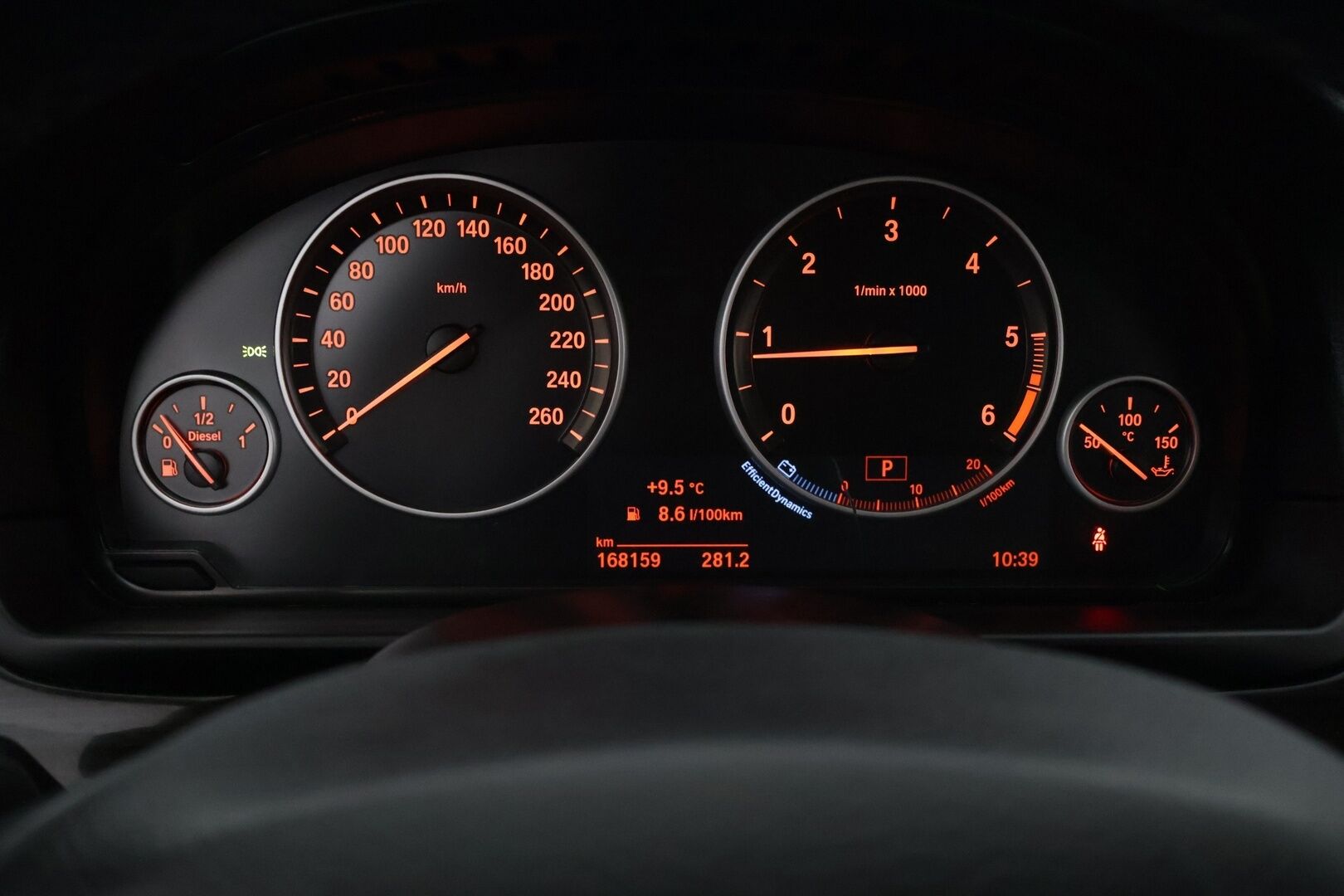 BMW 520 2015 F11 Touring 520d A xDrive Business Luxury * Sporttinahat / Prof.Navi / Sähköluukku / Hifit / Vakkari * - 2x Renkaat & Vanteet / Hyvin huollettu 