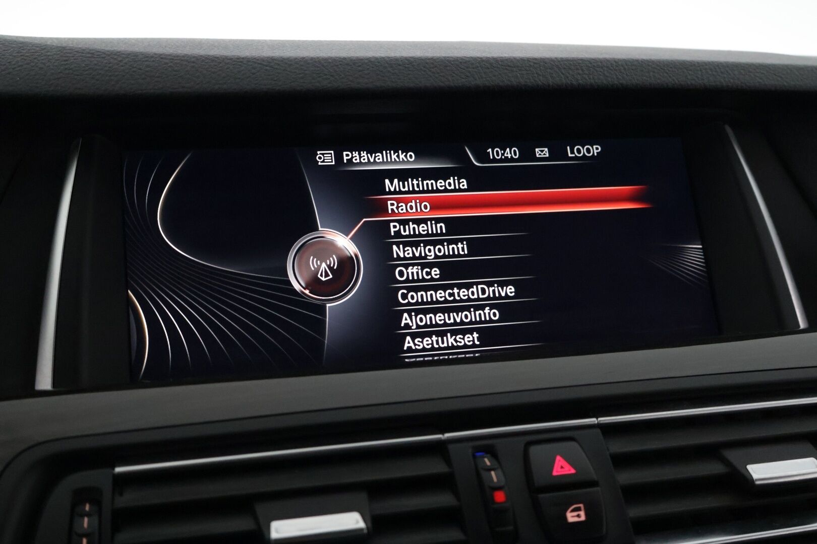 BMW 520 2015 F11 Touring 520d A xDrive Business Luxury * Sporttinahat / Prof.Navi / Sähköluukku / Hifit / Vakkari * - 2x Renkaat & Vanteet / Hyvin huollettu 