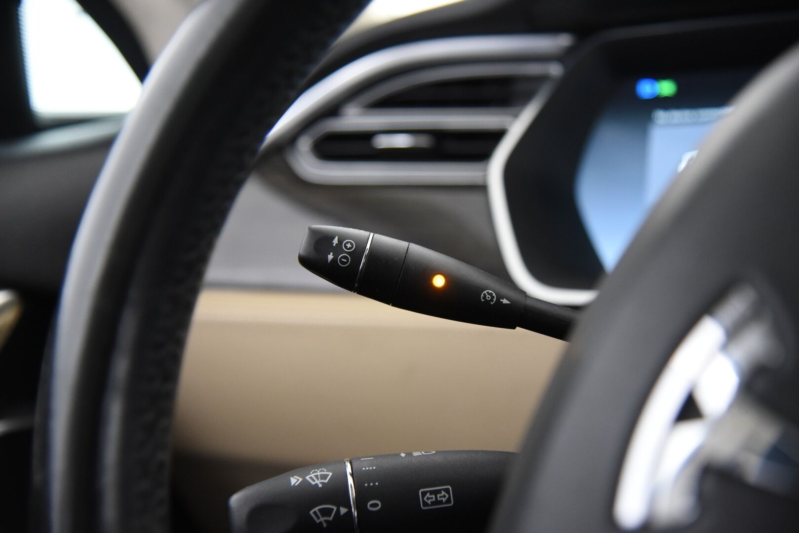 Tesla Model S 2014 P 85 / YritysOutlet - Myydään vain yrityksille - Ilmaiset supercharget / Tämä auto myydään YritysOutlet -valikoimasta vain yritykselle