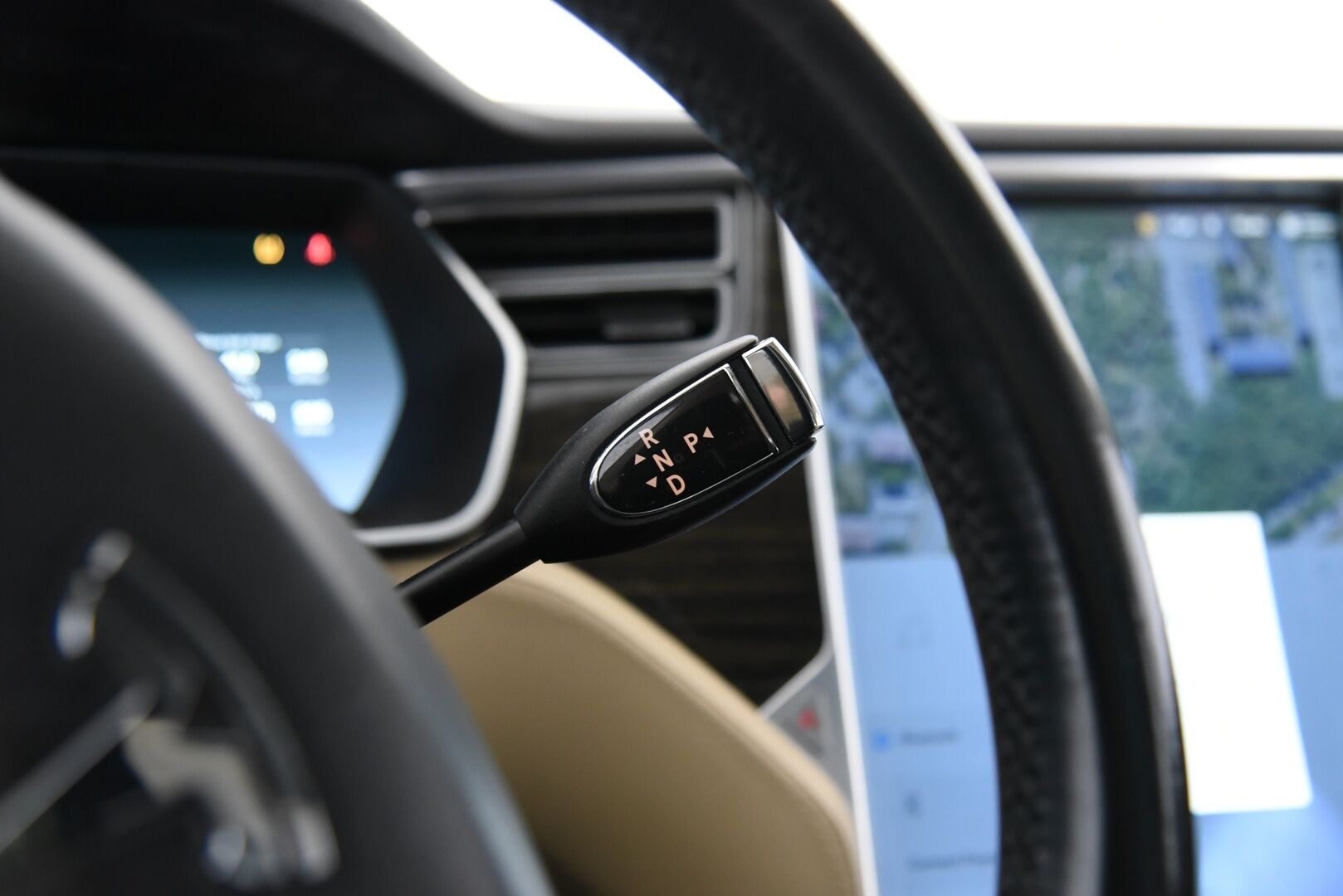 Tesla Model S 2014 P 85 / YritysOutlet - Myydään vain yrityksille - Ilmaiset supercharget / Tämä auto myydään YritysOutlet -valikoimasta vain yritykselle