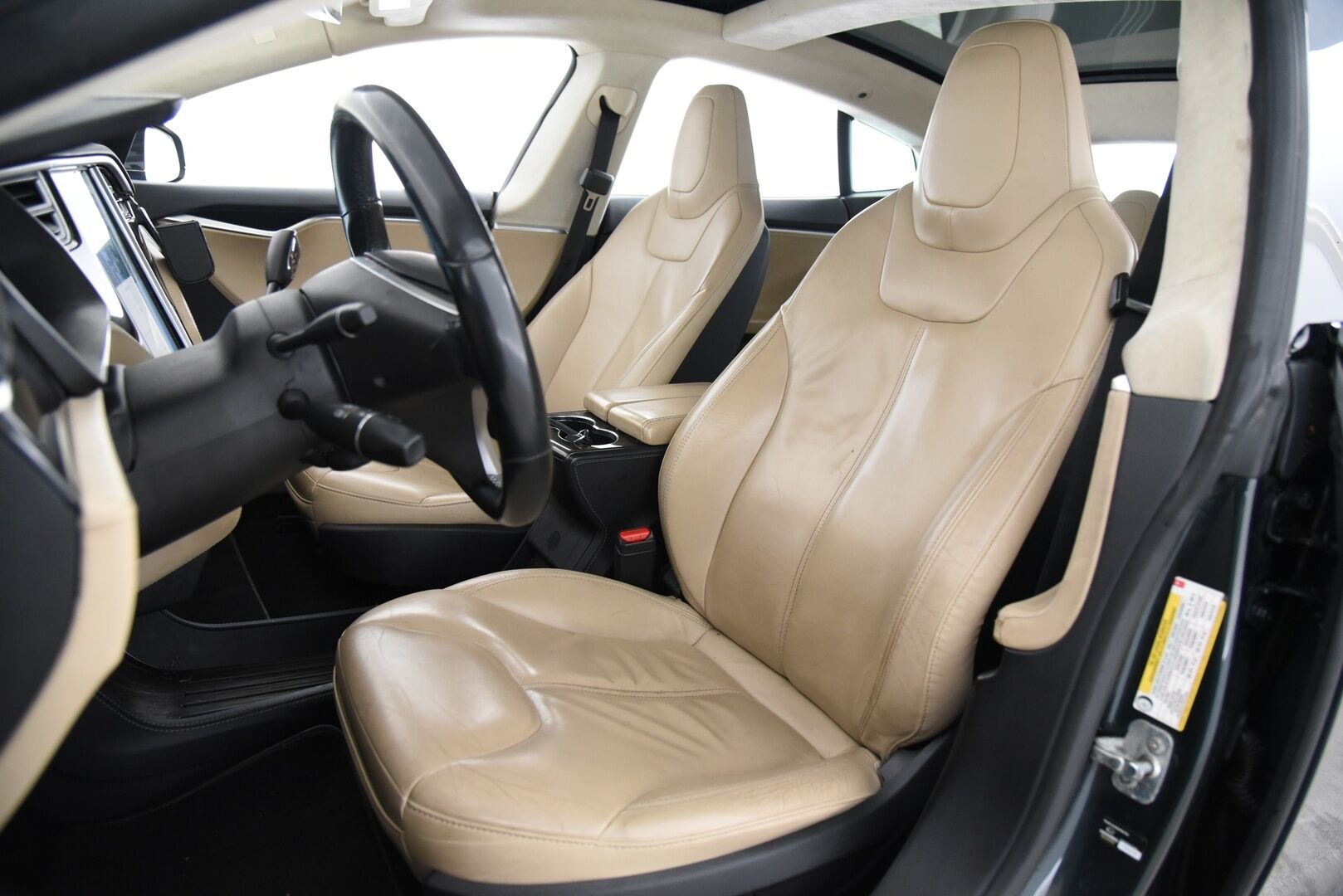 Tesla Model S 2014 P 85 / YritysOutlet - Myydään vain yrityksille - Ilmaiset supercharget / Tämä auto myydään YritysOutlet -valikoimasta vain yritykselle