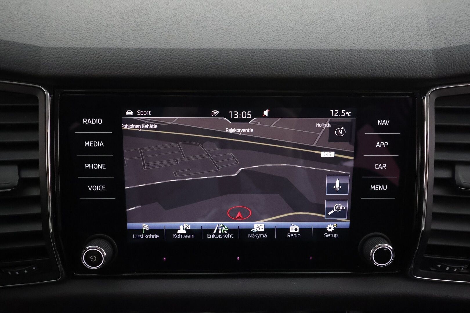 Skoda Kodiaq 2017 2,0 TDI 190 4x4 Style DSG * ACC / Webasto / Koukku / LED / Canton / P.Kamera / Puolinahat / Keyless * - Kahdet renkaat