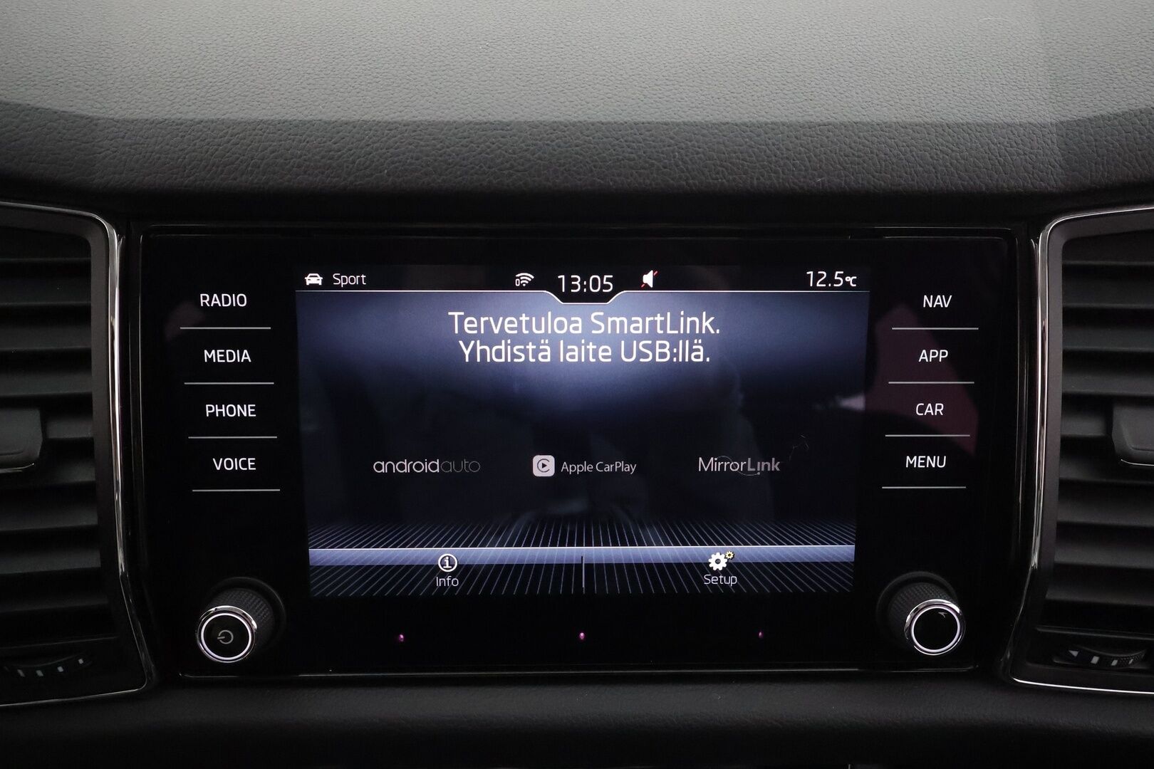 Skoda Kodiaq 2017 2,0 TDI 190 4x4 Style DSG * ACC / Webasto / Koukku / LED / Canton / P.Kamera / Puolinahat / Keyless * - Kahdet renkaat