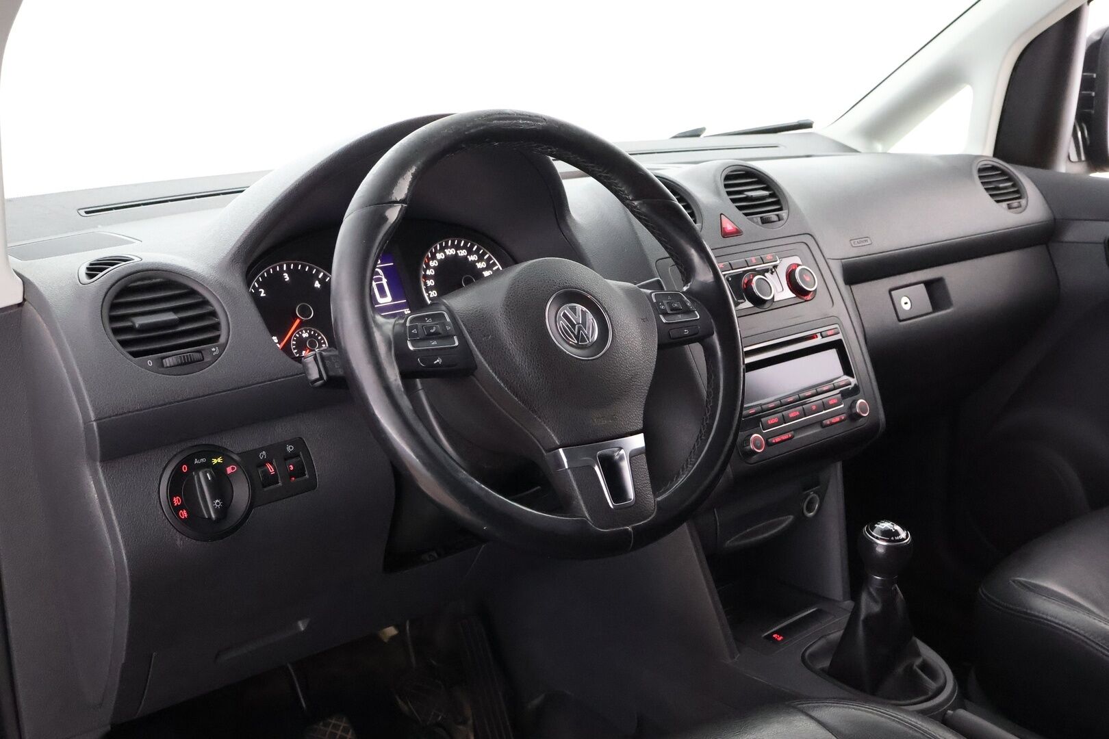 Volkswagen Caddy 2012 2,0 TDI 81 kW 4MOTION Comfortline - ALV / Webasto / Nahkasisusta / Koukku / Vakkari!