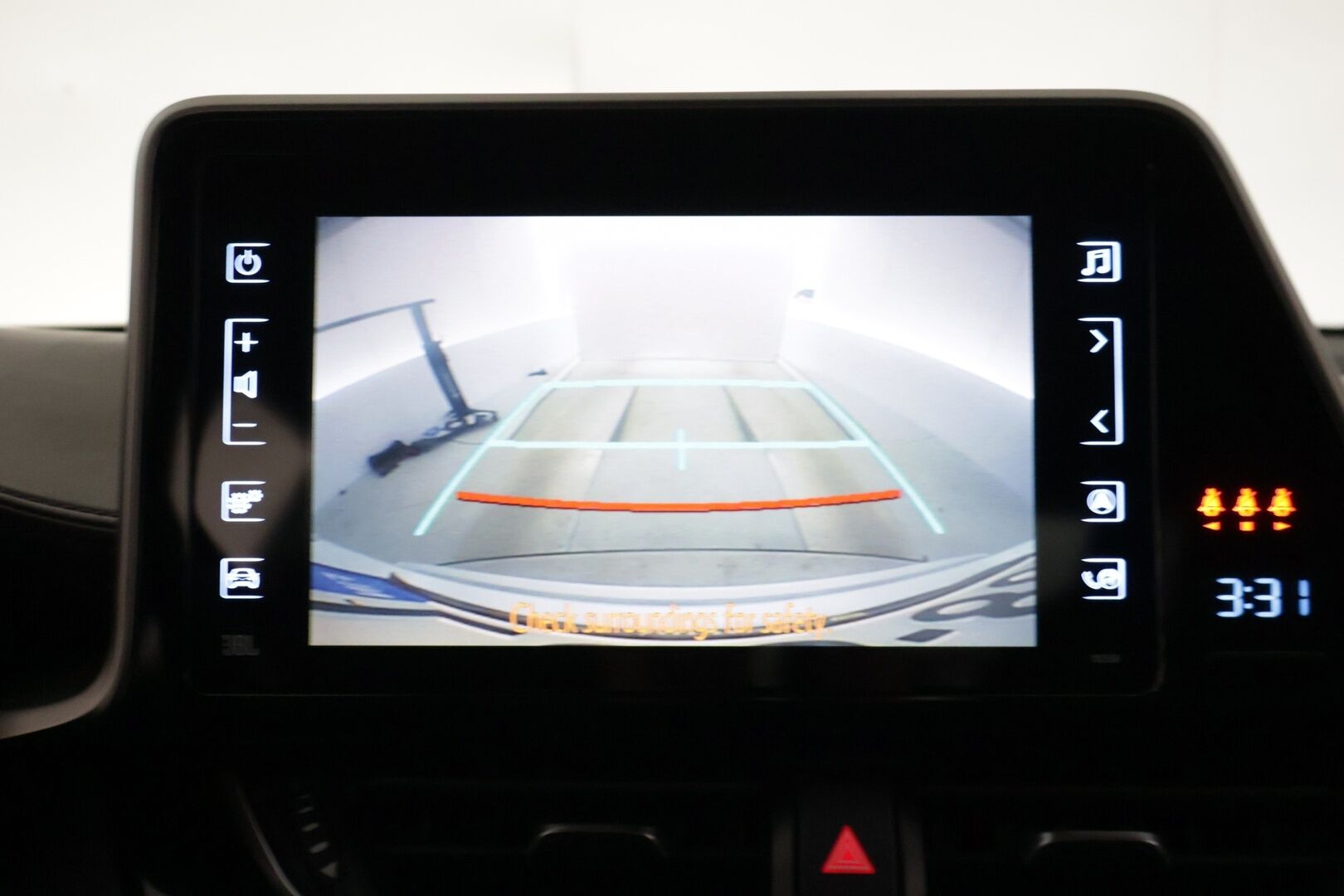 Toyota C-HR 2017 1.8 Hybrid Premium Business ** Adapt.vak / JBL / Kaistavahti / Osa-nahat / KeyLessGo / P-kamera **