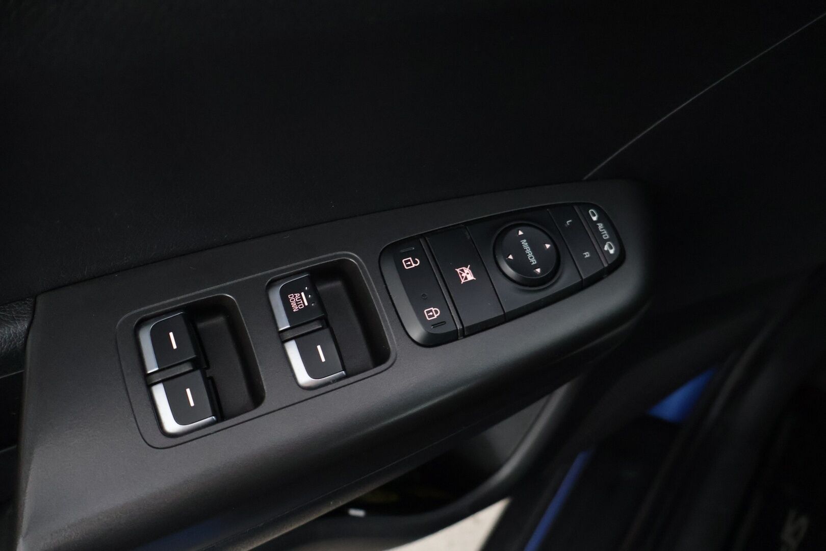 Kia Sportage 2019 1,6 ISG Urban Active EcoDynamics* P-kamera / sisätilanlämmitin / Ratinlämmitin / Apple&Android * - *kahdet hyvät renkaat alumiinivanteilla / hiljattain huollettu / Takuu voimassa 7.5.2026 asti! *