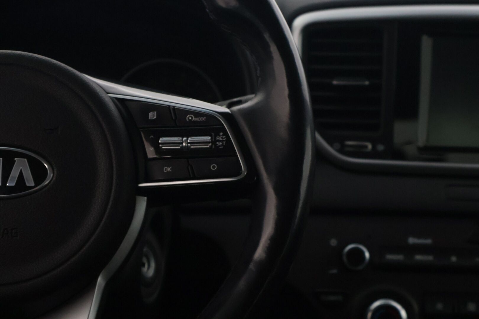 Kia Sportage 2019 1,6 ISG Urban Active EcoDynamics* P-kamera / sisätilanlämmitin / Ratinlämmitin / Apple&Android * - *kahdet hyvät renkaat alumiinivanteilla / hiljattain huollettu / Takuu voimassa 7.5.2026 asti! *