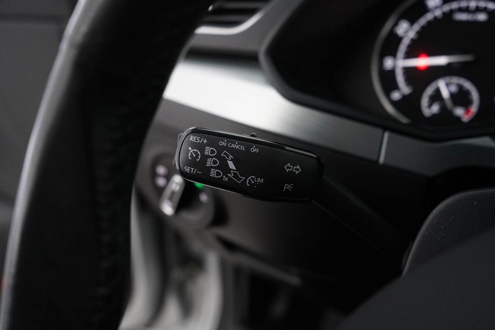 Skoda Superb 2019 1,5 TSI ACT Ambition BusinessLine DSG Autom. *Webasto / Koukku / Sähkökontti / Tutkat / Navi* - Merkkihuollettu / Kahdet vanteet / Seuraava katsastus 12/2026