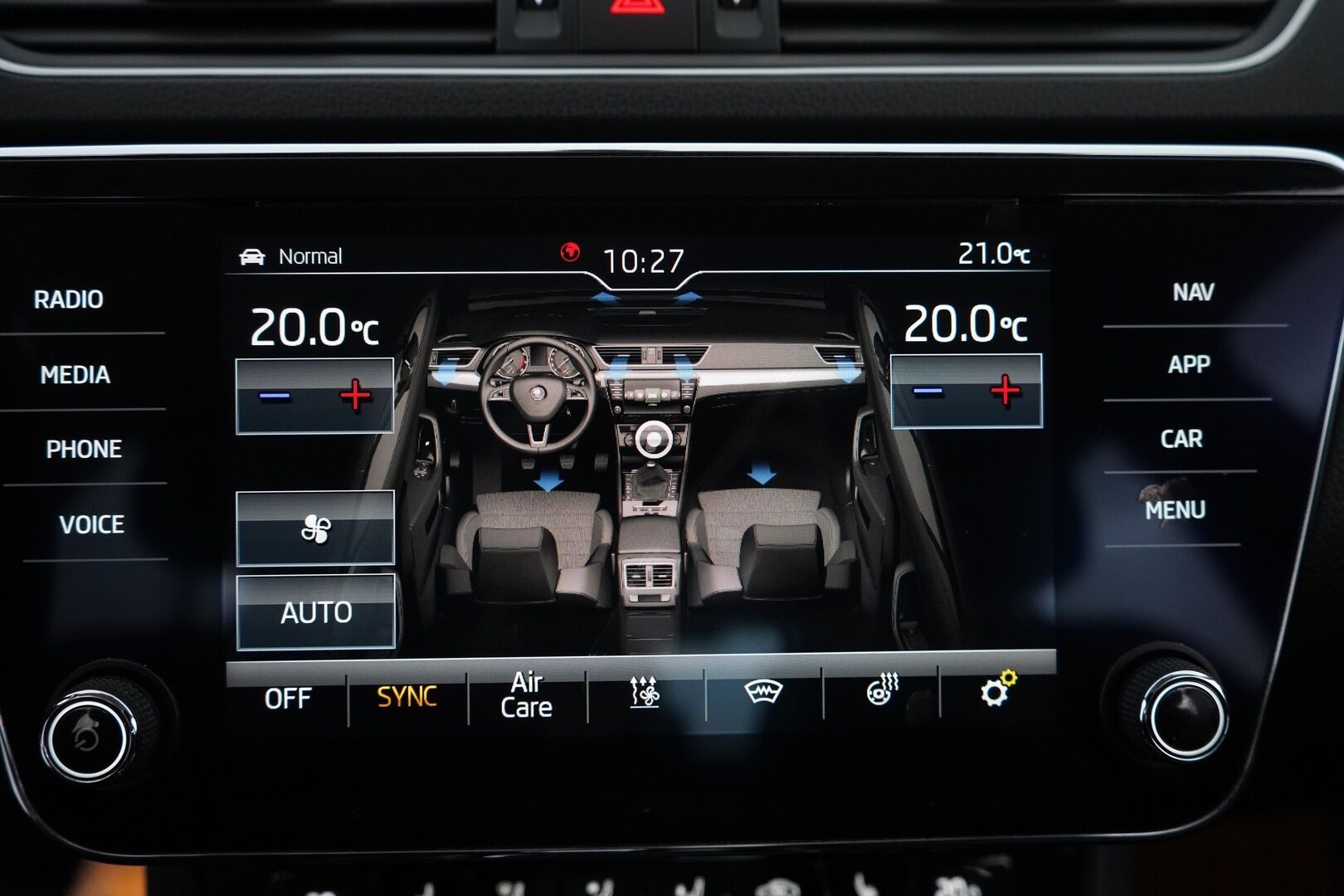 Skoda Superb 2019 1,5 TSI ACT Ambition BusinessLine DSG Autom. *Webasto / Koukku / Sähkökontti / Tutkat / Navi* - Merkkihuollettu / Kahdet vanteet / Seuraava katsastus 12/2026