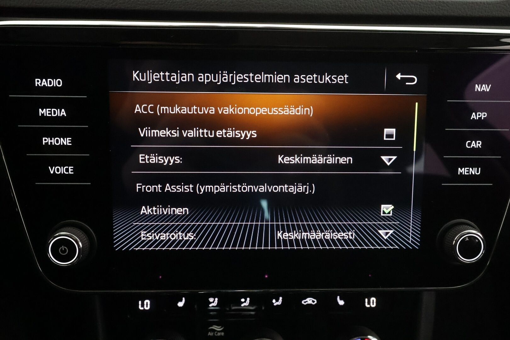 Skoda Superb 2019 1,5 TSI ACT Style BusinessLine DSG * ACC / Webasto / Muistipenkki / Canton / P.kamera / LED / Keyless / Smartlink * - 1.Om Suomi-auto / Merkkihuollettu / Kahdet renkaat