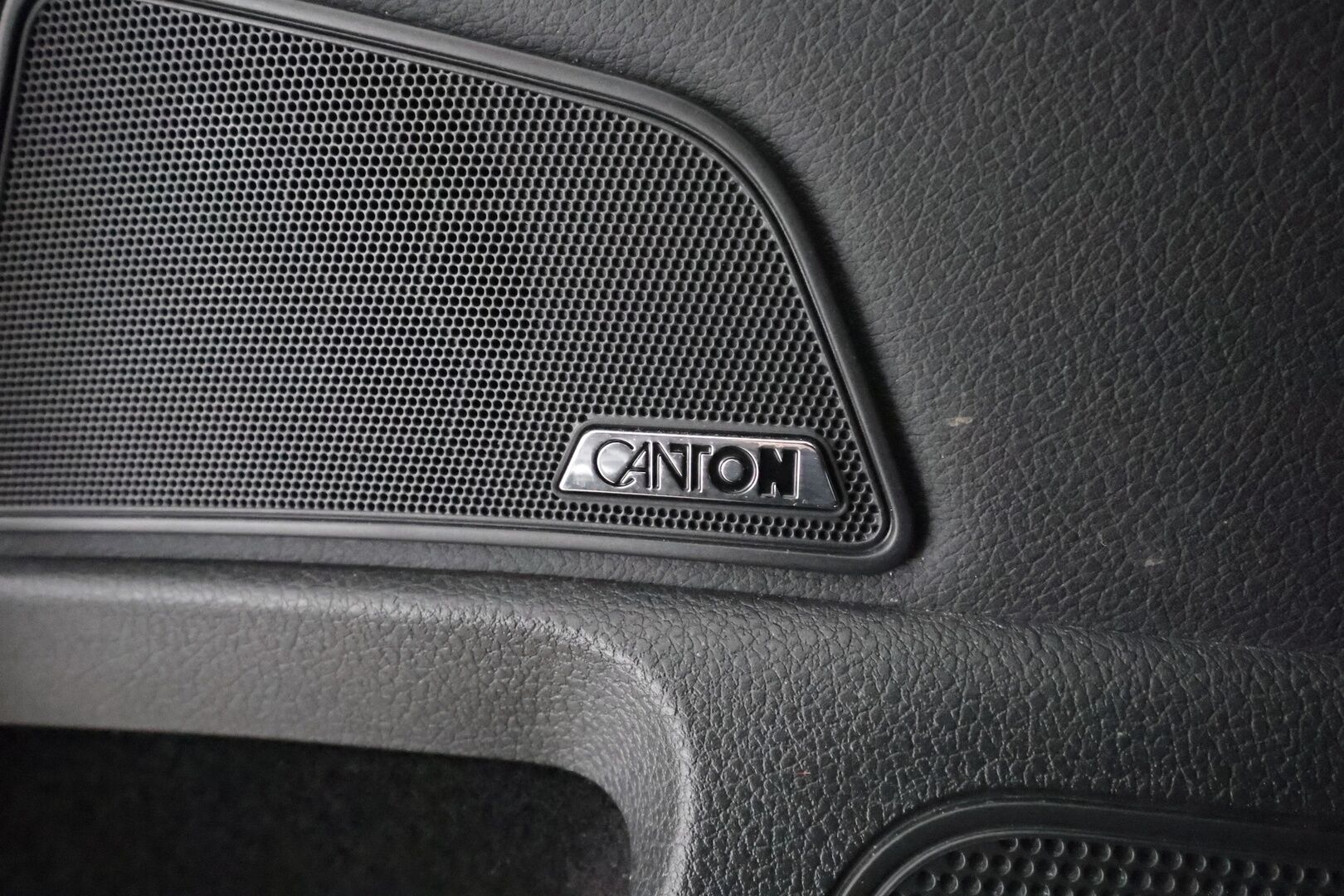 Skoda Superb 2019 1,5 TSI ACT Style BusinessLine DSG * ACC / Webasto / Muistipenkki / Canton / P.kamera / LED / Keyless / Smartlink * - 1.Om Suomi-auto / Merkkihuollettu / Kahdet renkaat