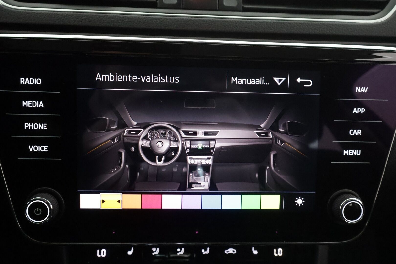 Skoda Superb 2019 1,5 TSI ACT Style BusinessLine DSG * ACC / Webasto / Muistipenkki / Canton / P.kamera / LED / Keyless / Smartlink * - 1.Om Suomi-auto / Merkkihuollettu / Kahdet renkaat