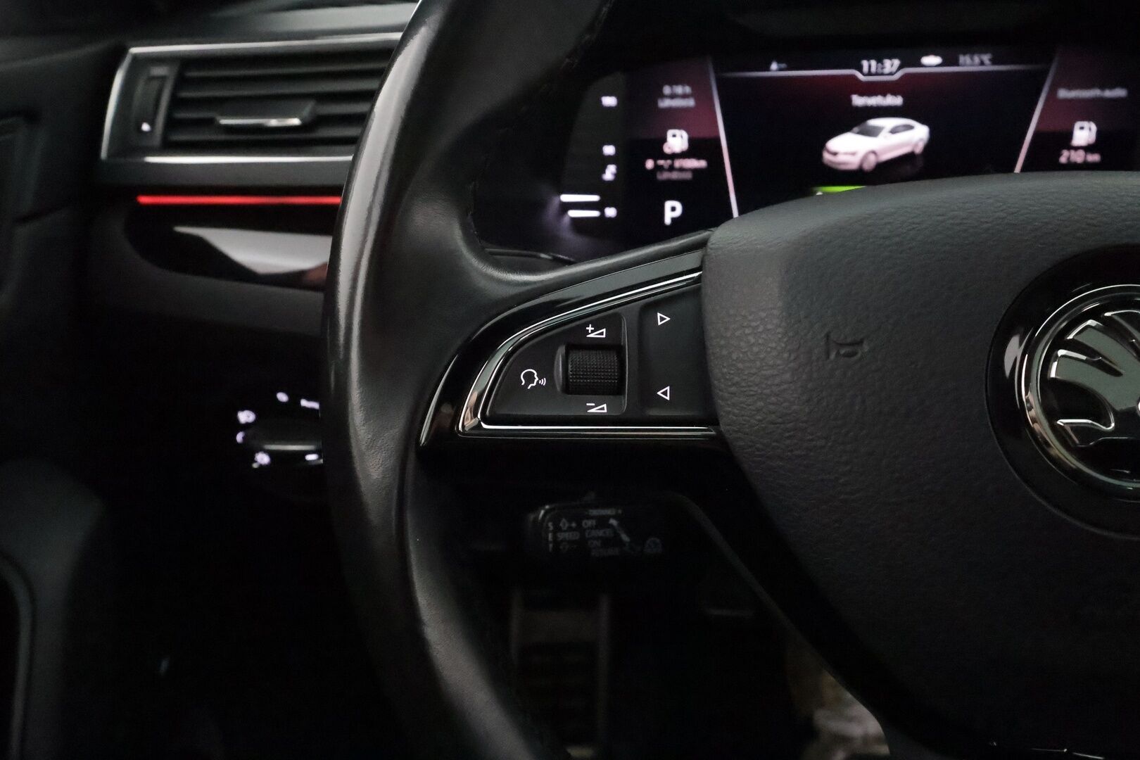 Skoda Superb 2019 1,5 TSI ACT L&K BusinessLine DSG Autom. - Suomiauto / Webasto / Adapt.Vakkari / Kattoluukku / Canton Premium Audio / Peruutuskamera / Ilmastoidut & Hierovat Nahkapenkit muistilla / Varusteltu!