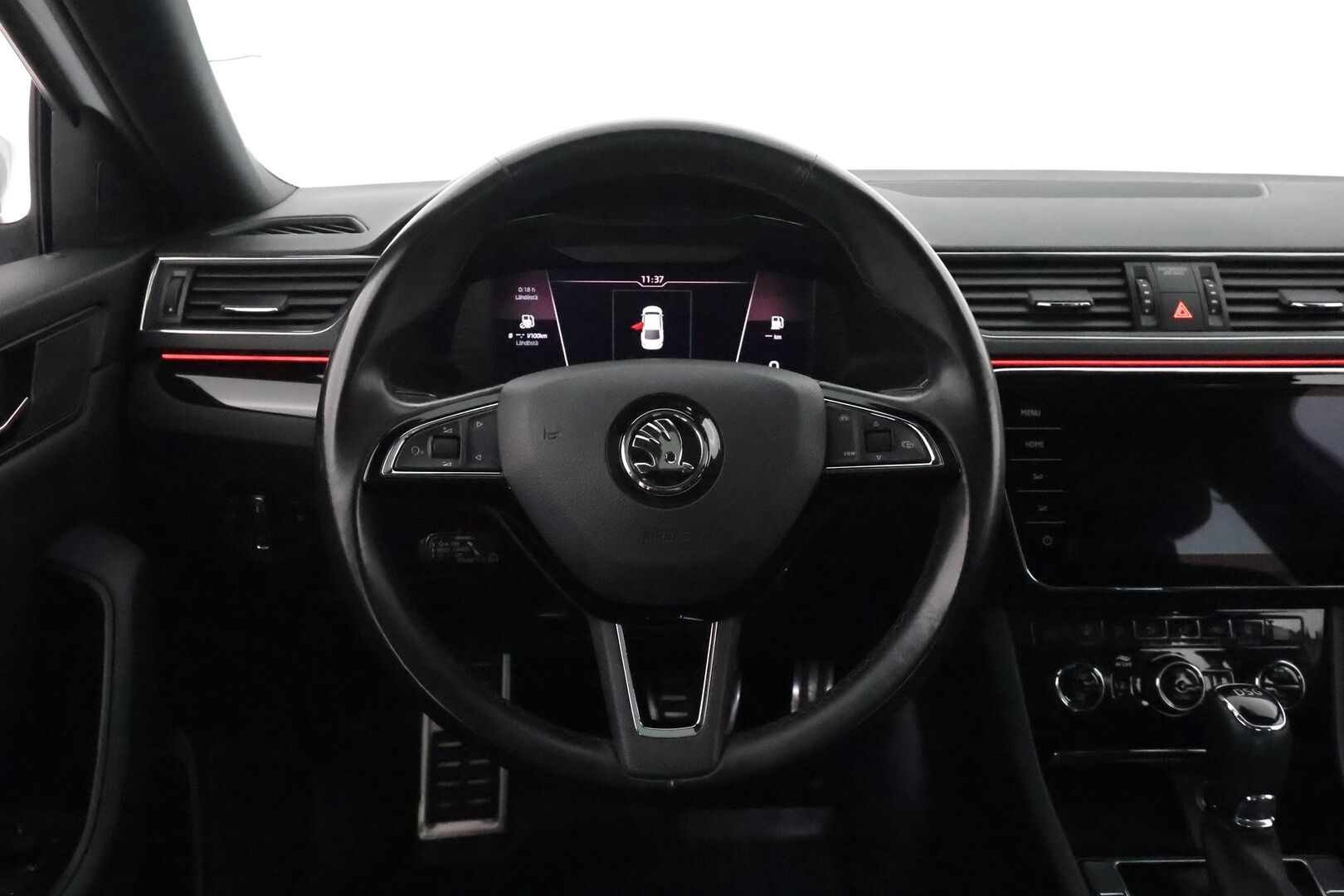 Skoda Superb 2019 1,5 TSI ACT L&K BusinessLine DSG Autom. - Suomiauto / Webasto / Adapt.Vakkari / Kattoluukku / Canton Premium Audio / Peruutuskamera / Ilmastoidut & Hierovat Nahkapenkit muistilla / Varusteltu!