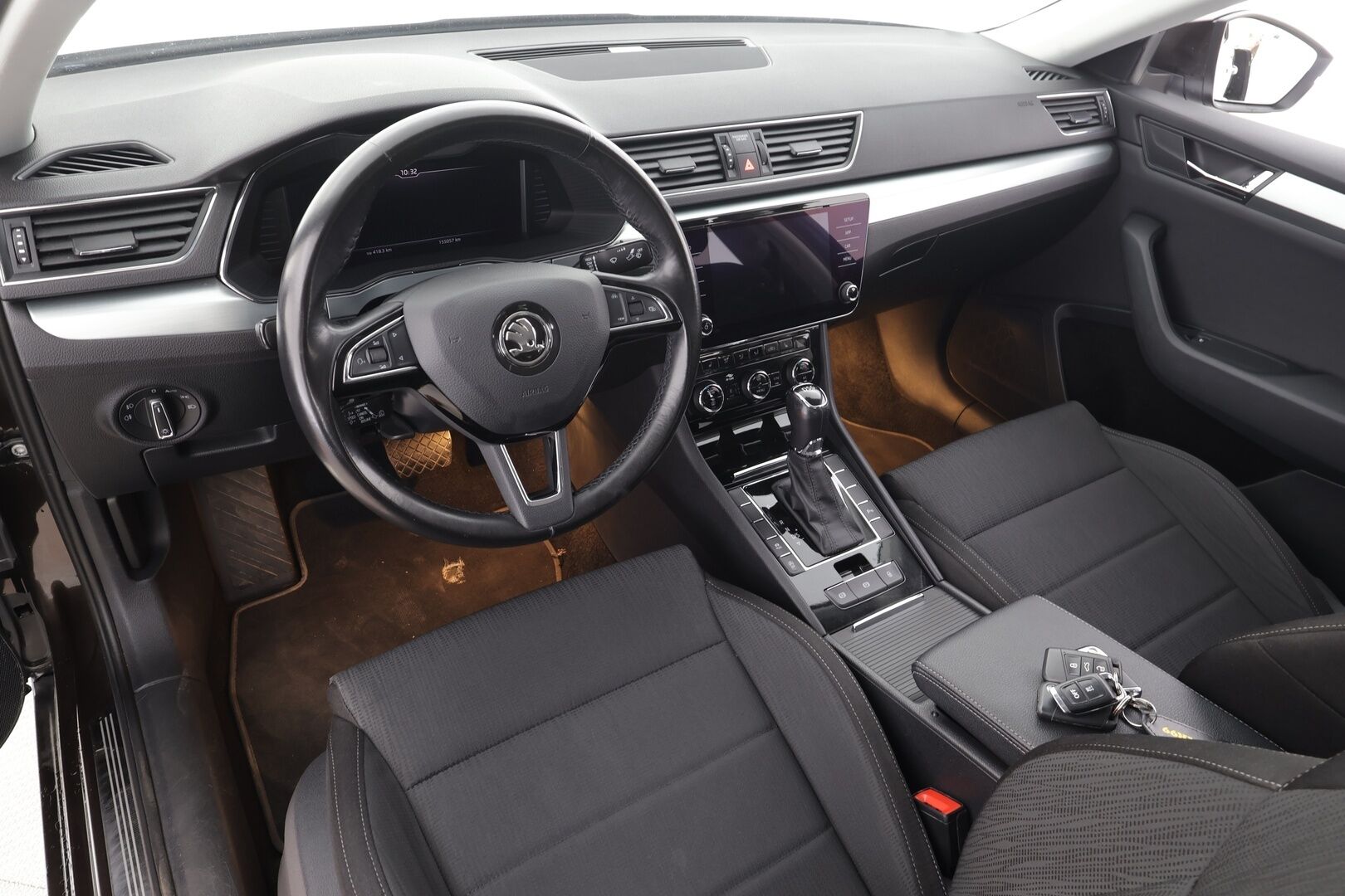 Skoda Superb 2019 1,5 TSI ACT Ambition BusinessLine DSG Autom. - | ACC | Webasto | Koukku | Xenon | P.Kamera | Ratinlämmitys | Digimittaristo | Apple&Android | Suomi-auto | Kahdet Renkaat |
