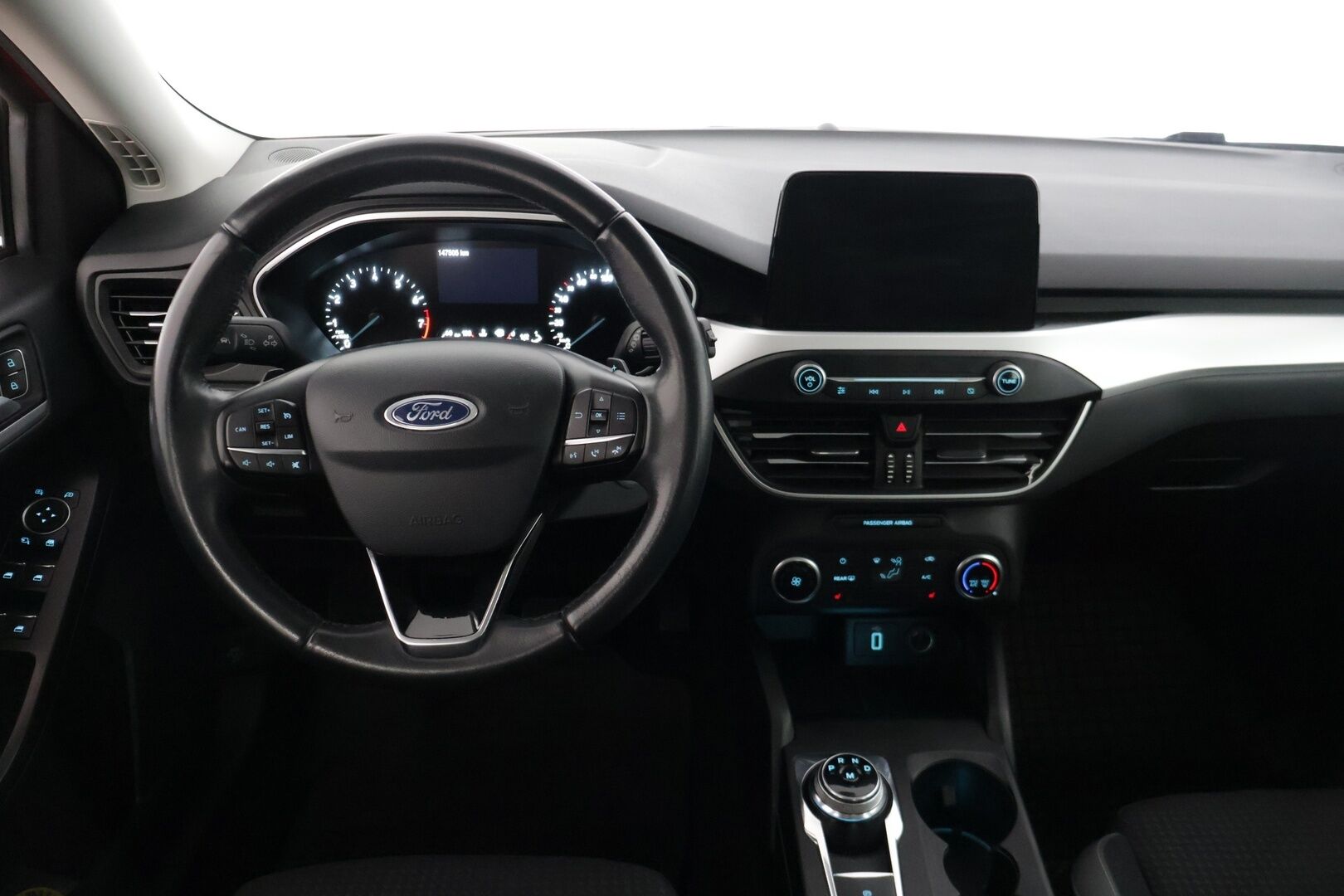 Ford Focus 2019 1,0 EcoBoost 125hv Start/Stop A8 Trend 5-ovinen * Vakkari / Tutkat / Apple Carplay / Navi /  Lohkolämmitin * - Hyvin huollettu, Siisti & Taloudellinen Suomi-Auto!  