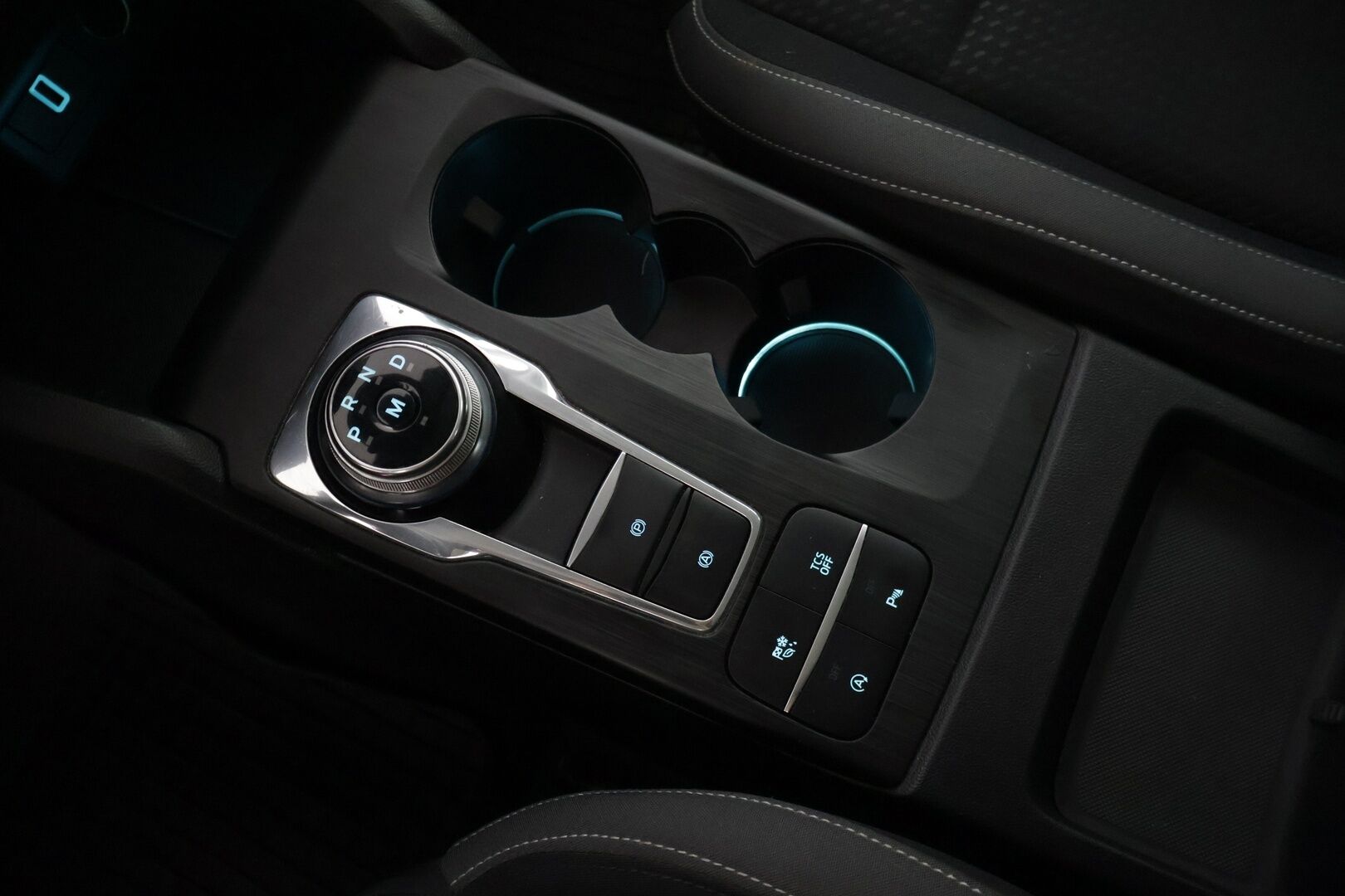 Ford Focus 2019 1,0 EcoBoost 125hv Start/Stop A8 Trend 5-ovinen * Vakkari / Tutkat / Apple Carplay / Navi /  Lohkolämmitin * - Hyvin huollettu, Siisti & Taloudellinen Suomi-Auto!  