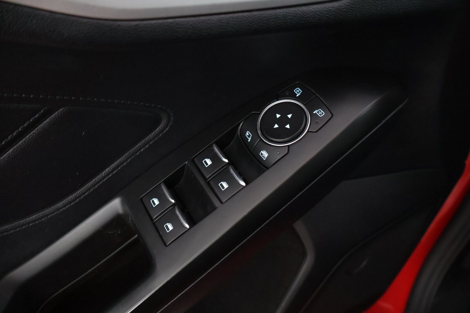 Ford Focus 2019 1,0 EcoBoost 125hv Start/Stop A8 Trend 5-ovinen * Vakkari / Tutkat / Apple Carplay / Navi /  Lohkolämmitin * - Hyvin huollettu, Siisti & Taloudellinen Suomi-Auto!  