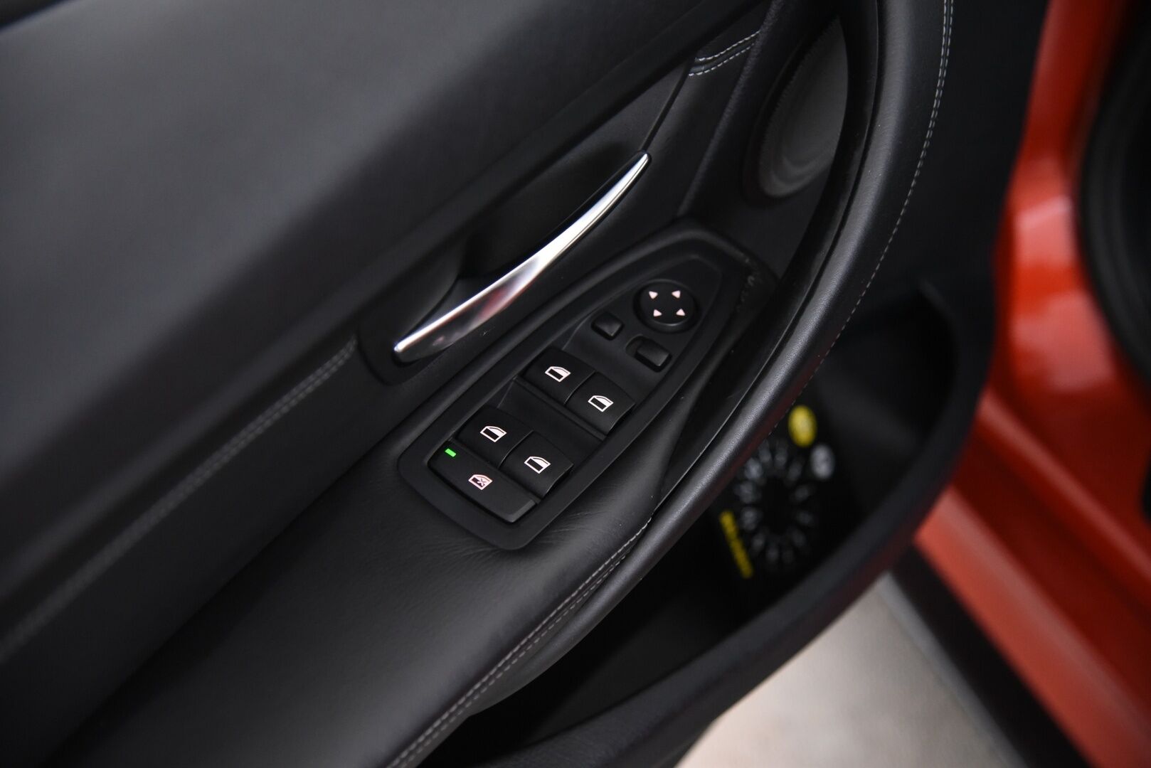 BMW M3 2014 F80 sedan DCT A / Harman/Kardon / Muistipenkki / Comfort Access / Prof. navi - Crank Hub tehty! / Hiilikuitu -katto / Puhdas historia!