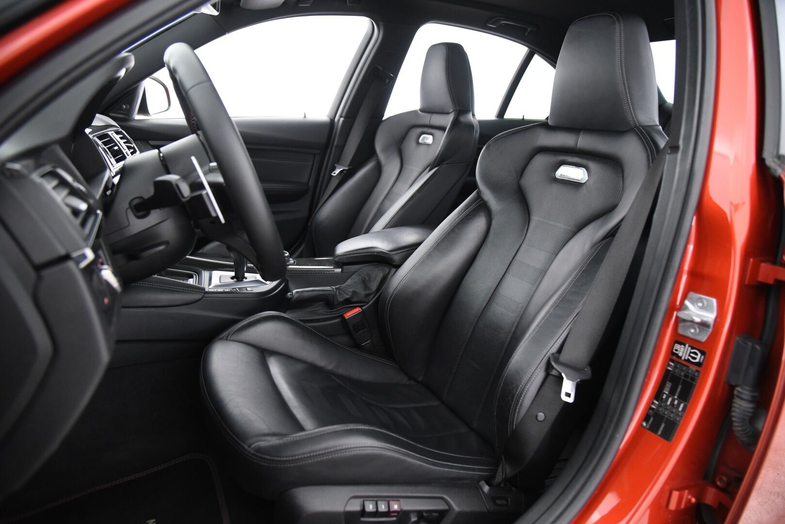 BMW M3 2014 F80 sedan DCT A / Harman/Kardon / Muistipenkki / Comfort Access / Prof. navi - Crank Hub tehty! / Hiilikuitu -katto / Puhdas historia!