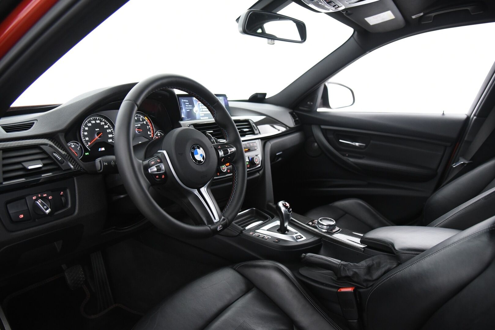 BMW M3 2014 F80 sedan DCT A / Harman/Kardon / Muistipenkki / Comfort Access / Prof. navi - Crank Hub tehty! / Hiilikuitu -katto / Puhdas historia!