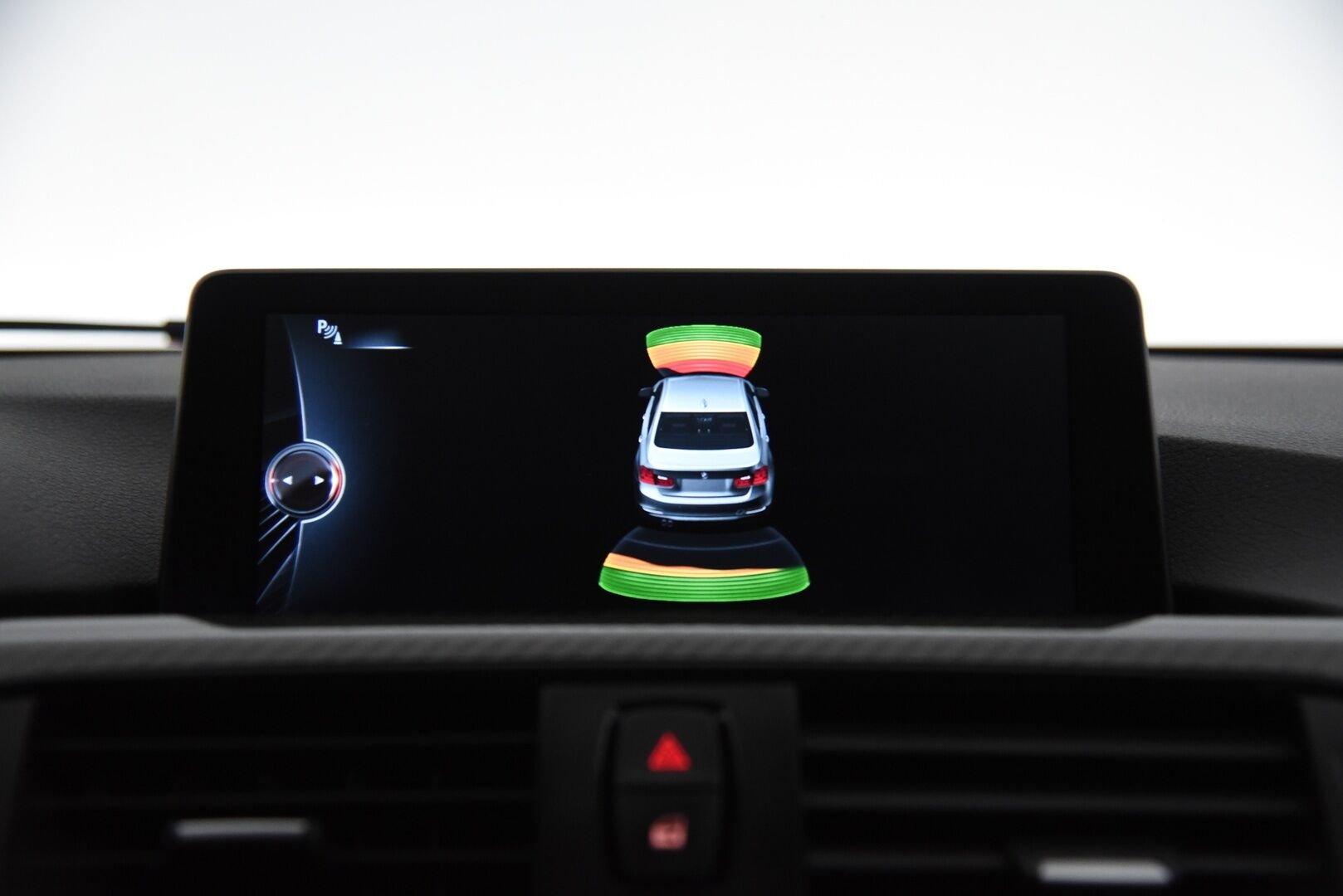 BMW M3 2014 F80 sedan DCT A / Harman/Kardon / Muistipenkki / Comfort Access / Prof. navi - Crank Hub tehty! / Hiilikuitu -katto / Puhdas historia! - HULLU BLACKWEEK KORKOTARJOUS 2,49%