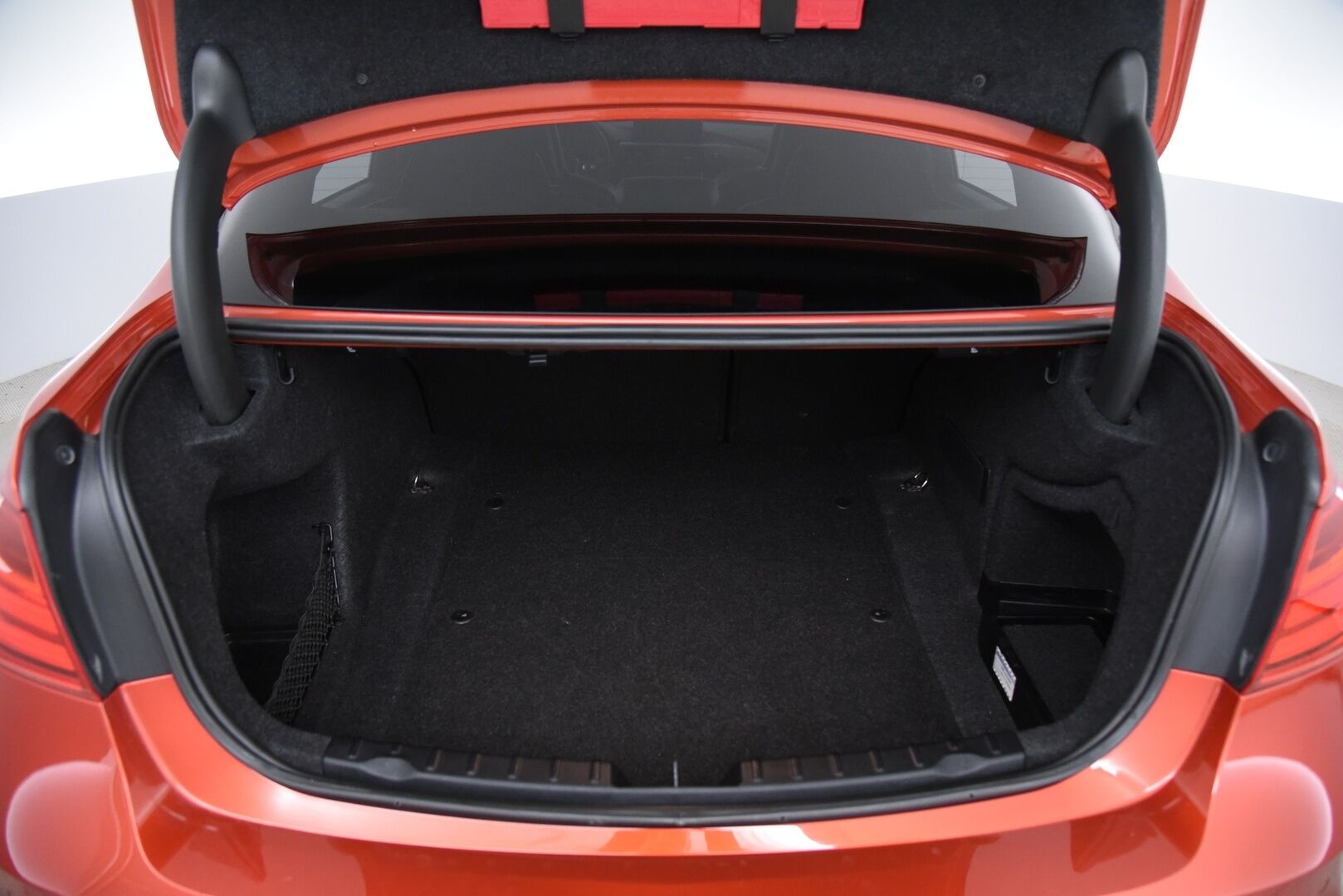 BMW M3 2014 F80 sedan DCT A / Harman/Kardon / Muistipenkki / Comfort Access / Prof. navi - Crank Hub tehty! / Hiilikuitu -katto / Puhdas historia!