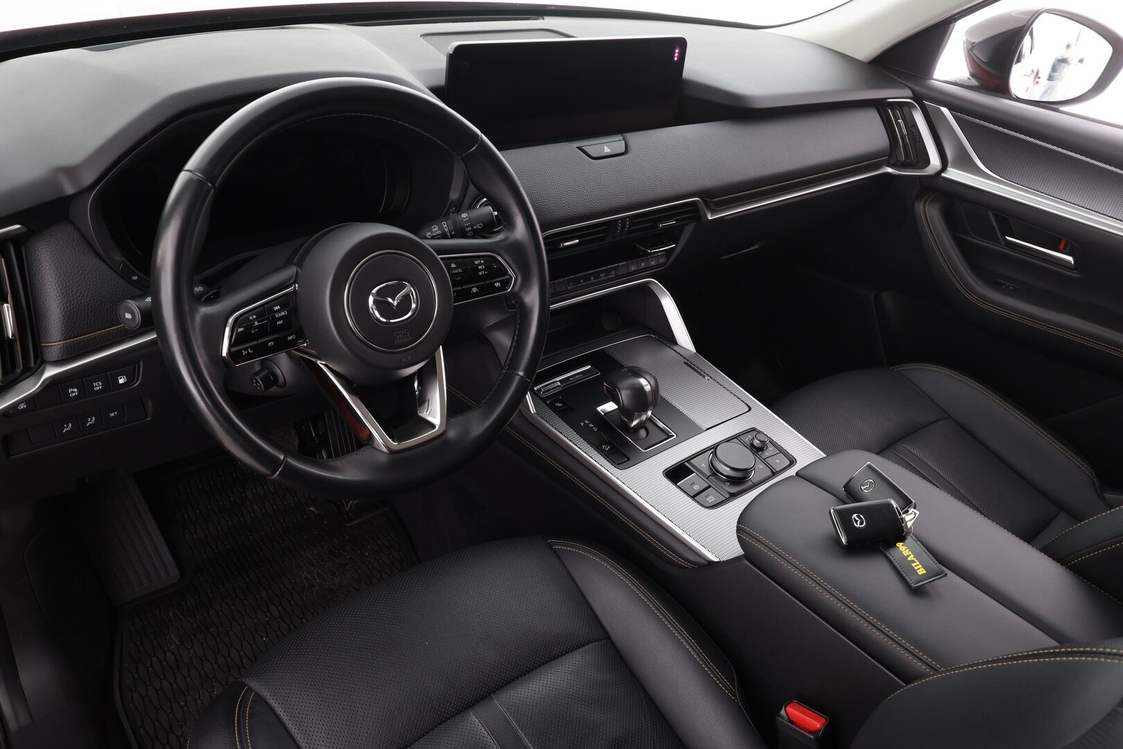 Mazda CX-60 2023 2.5 PHEV 8AT AWD Homura Comfort, Driver Assistance * ACC / HUD / Muistipenkki / P.kamera / Ilmastoidut nahat / Navi * - 1.Om Suomi-auto / Akku kuntotarkastettu SoH 94% / Kahdet renkaat aluvanteilla / Merkkihuollettu / Juuri huollettu!