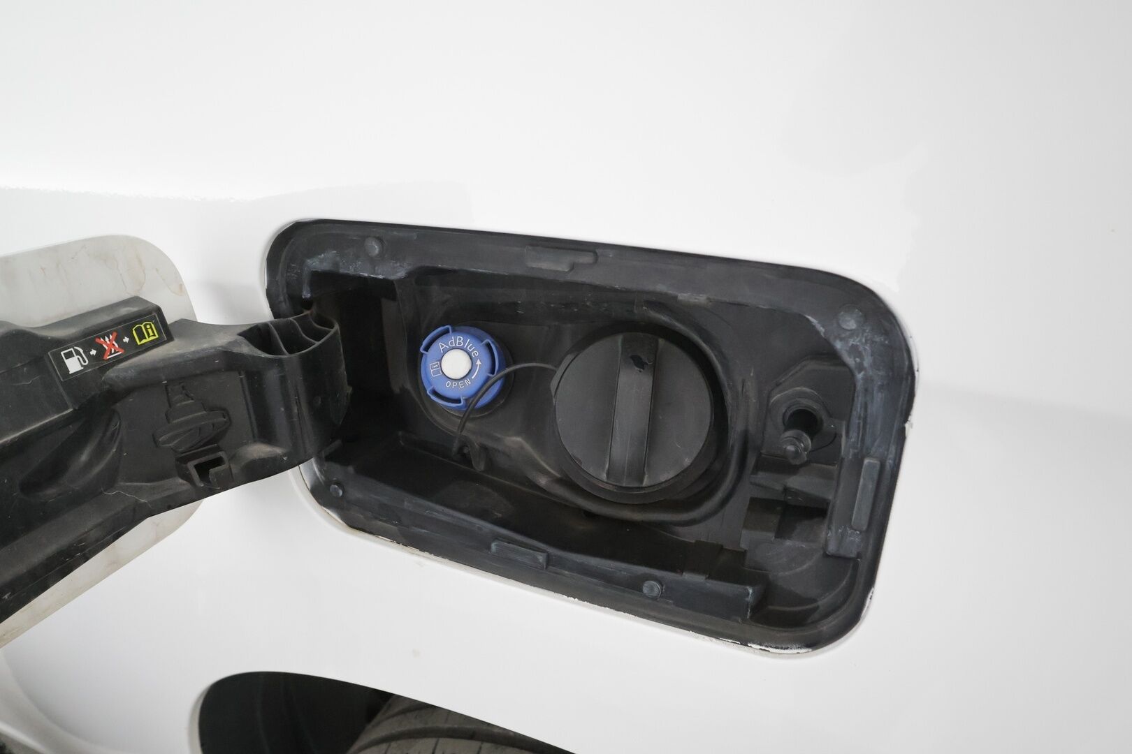 Opel Combo 2019 Cargo XL Enjoy 1,5 Diesel Turbo S/S 75 kW MT5 - | Webasto | Koukku | Apple & Android | Vakkari | 1-omisteinen | ALV | Kahdet renkaat | 