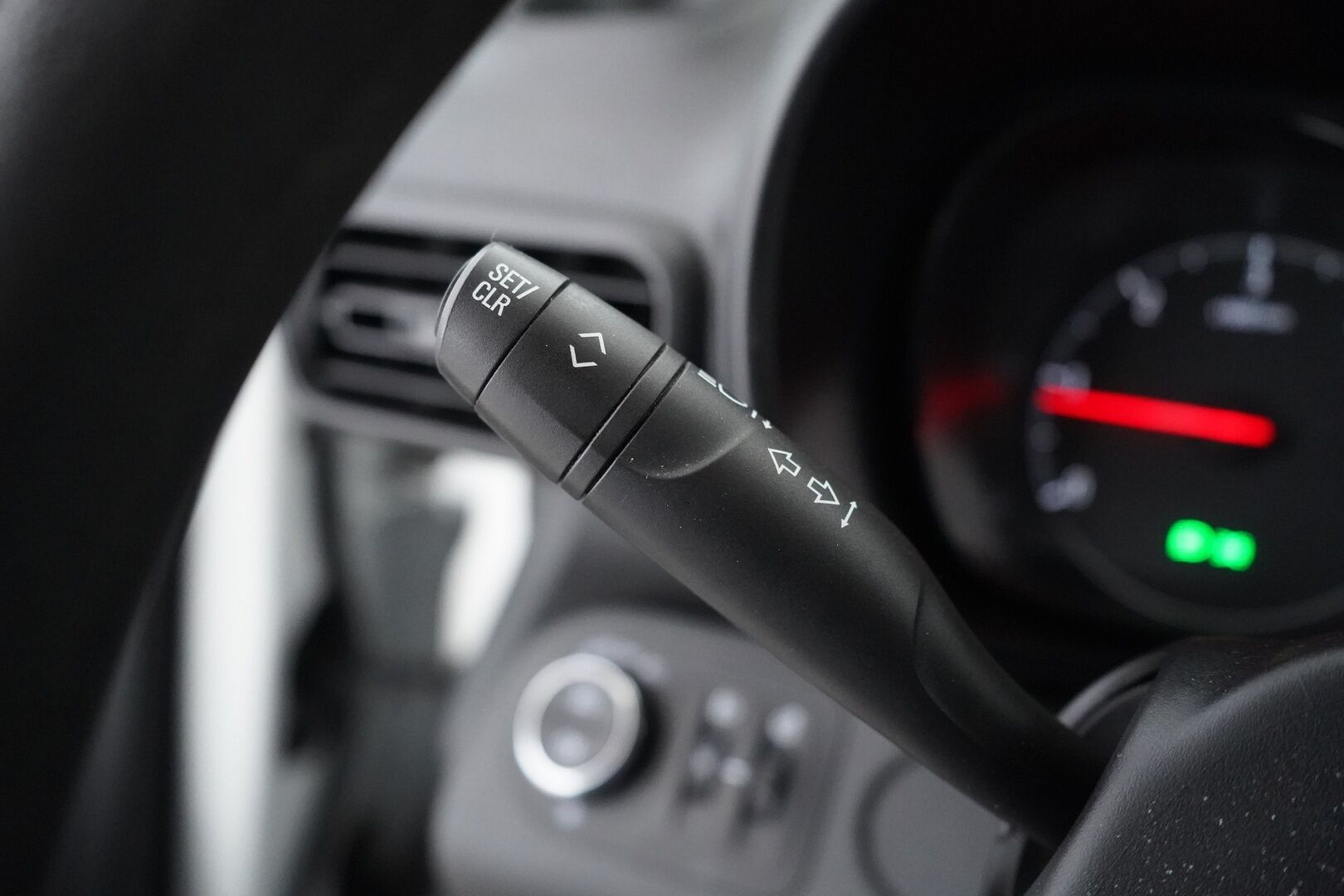 Opel Combo 2019 Cargo XL Enjoy 1,5 Diesel Turbo S/S 75 kW MT5 *Webasto / Vakkari / Koukku / Kamera / Tutkat / Läm.tuulilasi* - Säntillinen huoltokirja / Kahdet renkaat vanteineen / Siisti / Seuraava katsastus 24.5.2027