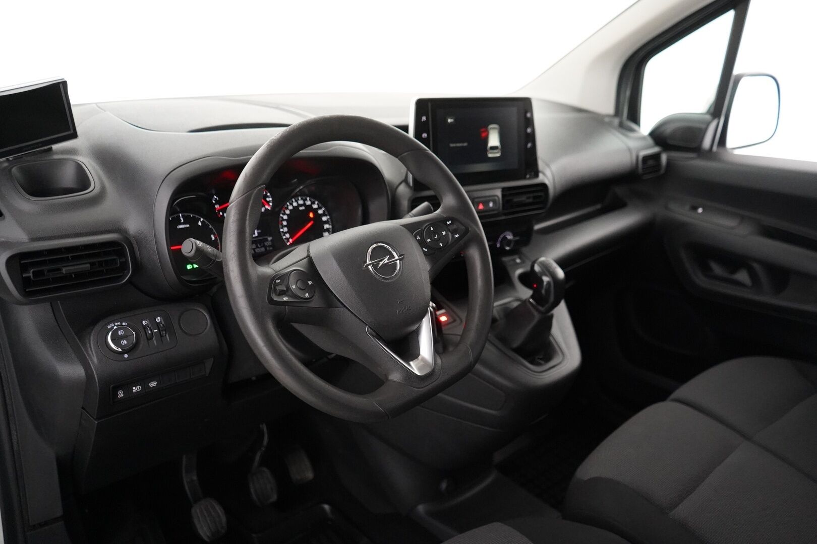 Opel Combo 2019 Cargo XL Enjoy 1,5 Diesel Turbo S/S 75 kW MT5 *Webasto / Vakkari / Koukku / Kamera / Tutkat / Läm.tuulilasi* - Säntillinen huoltokirja / Kahdet renkaat vanteineen / Siisti / Seuraava katsastus 24.5.2027