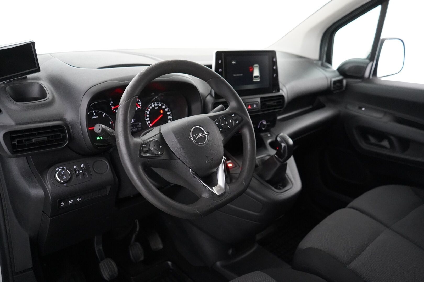 Opel Combo 2019 Cargo XL Enjoy 1,5 Diesel Turbo S/S 75 kW MT5 *Webasto / Vakkari / Koukku / Kamera / Tutkat / Läm.tuulilasi* - Säntillinen huoltokirja / Kahdet renkaat vanteineen / Siisti / Seuraava katsastus 24.5.2027